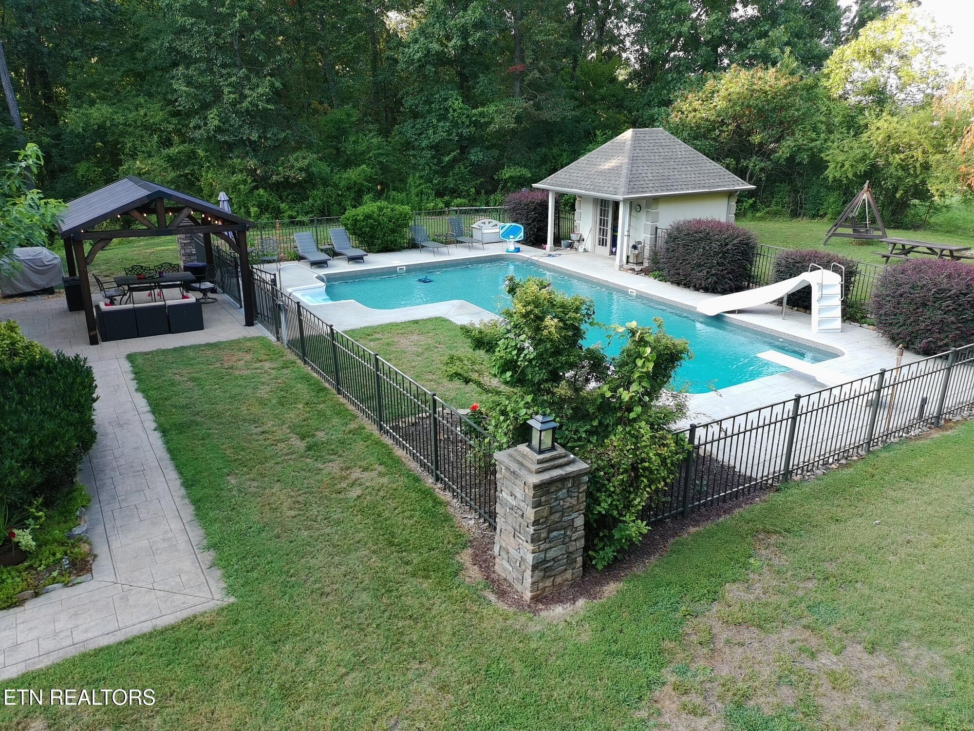 2572 Little Valley Rd