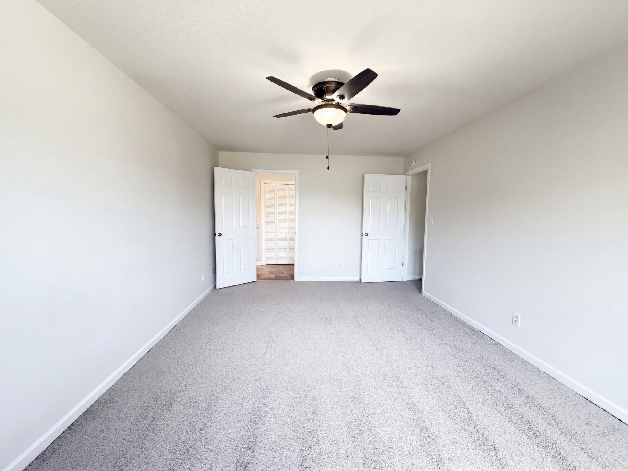 1122 Tobacco Rd