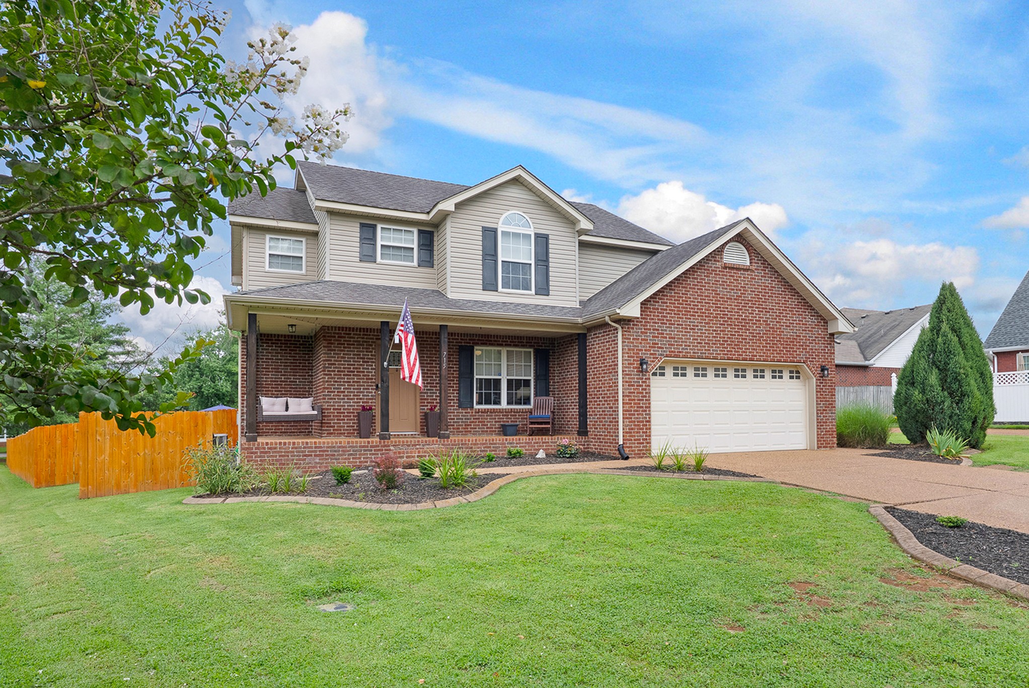 715 Middleton Ln