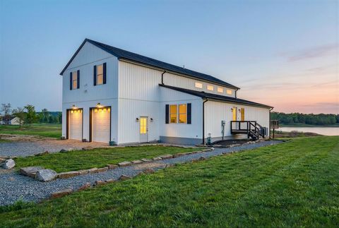 702 Starlight Rd McMinnville TN 37110