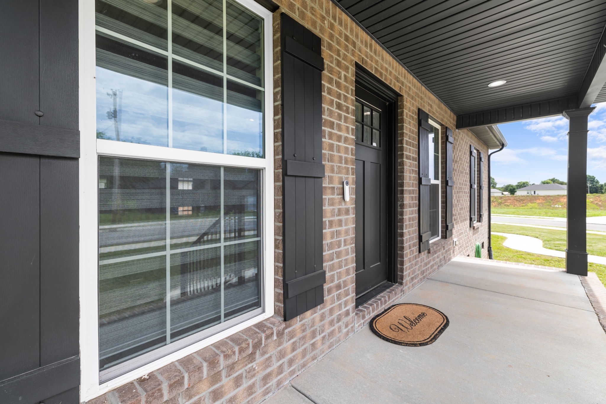 513 Rose Ln