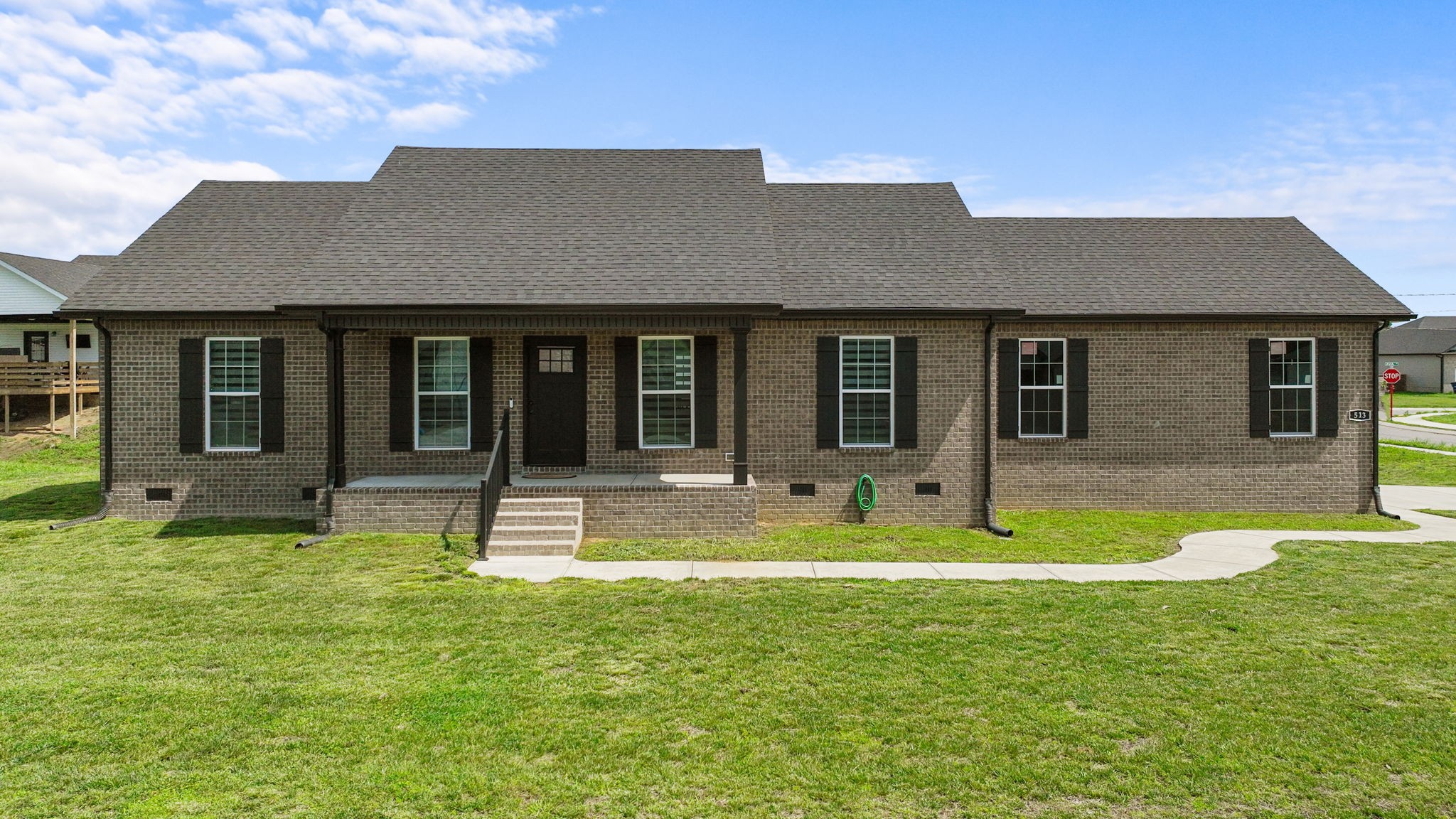 513 Rose Ln