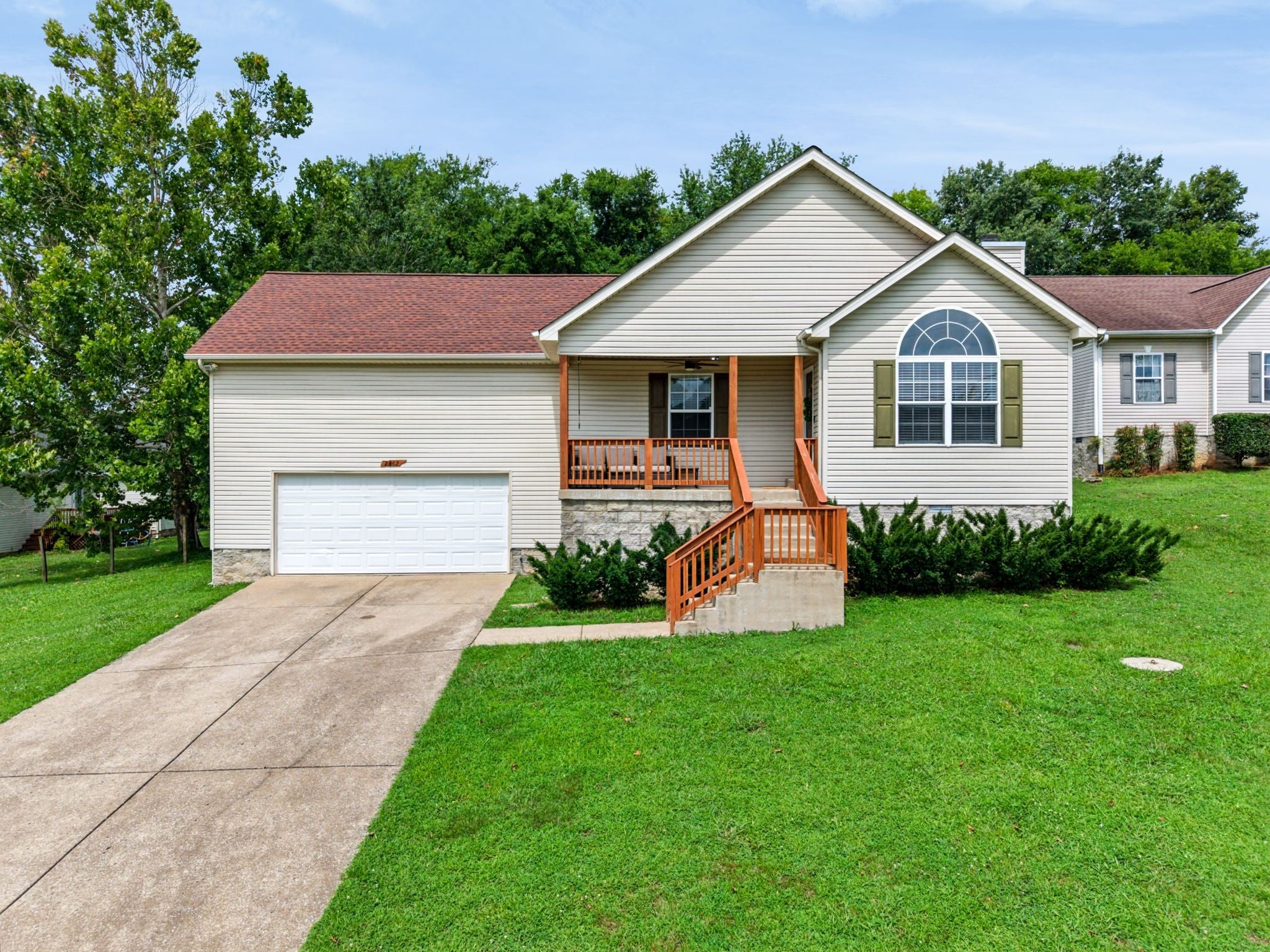 2862 Spring Meade Blvd