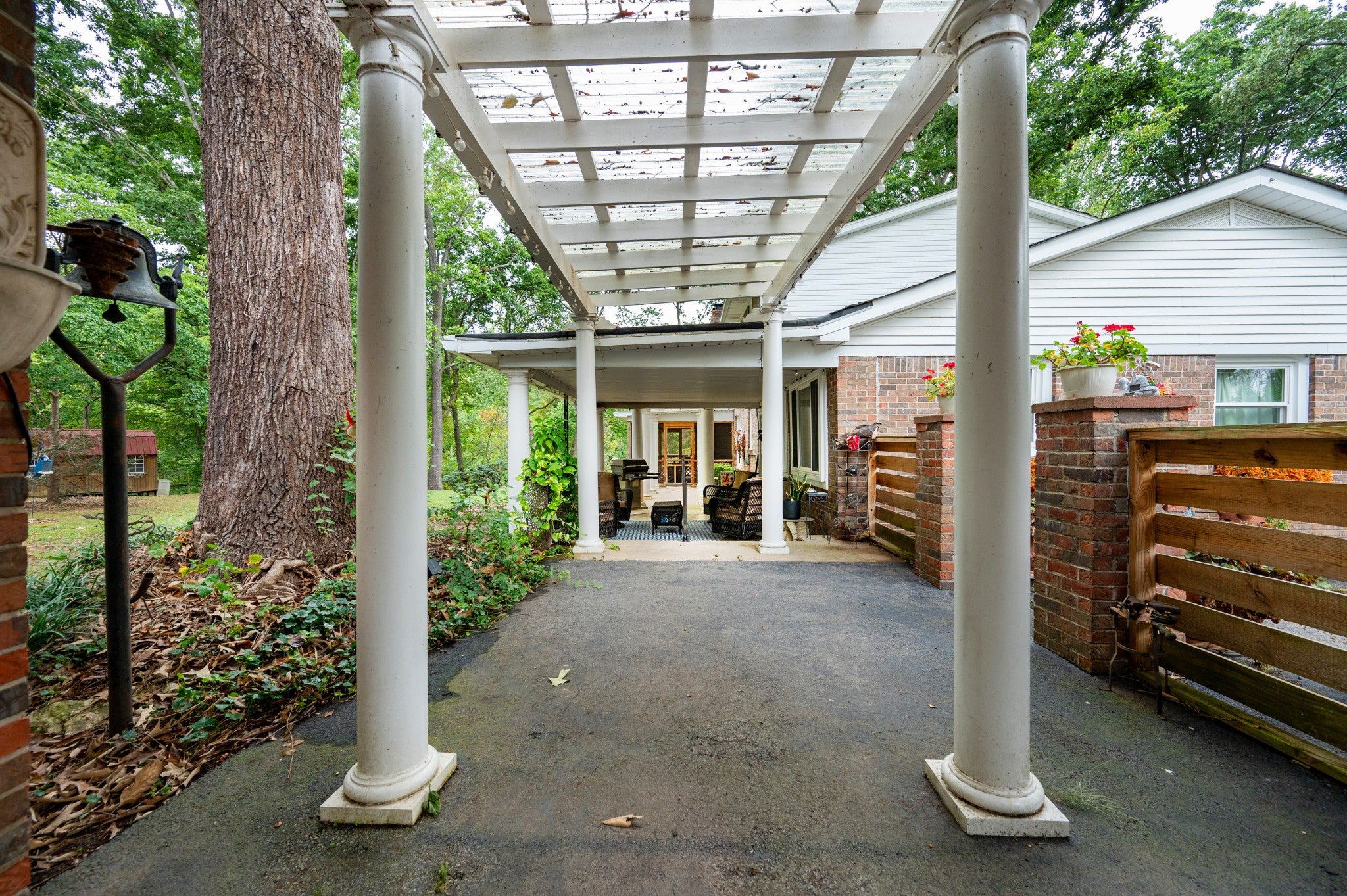 1311 Academy Rd