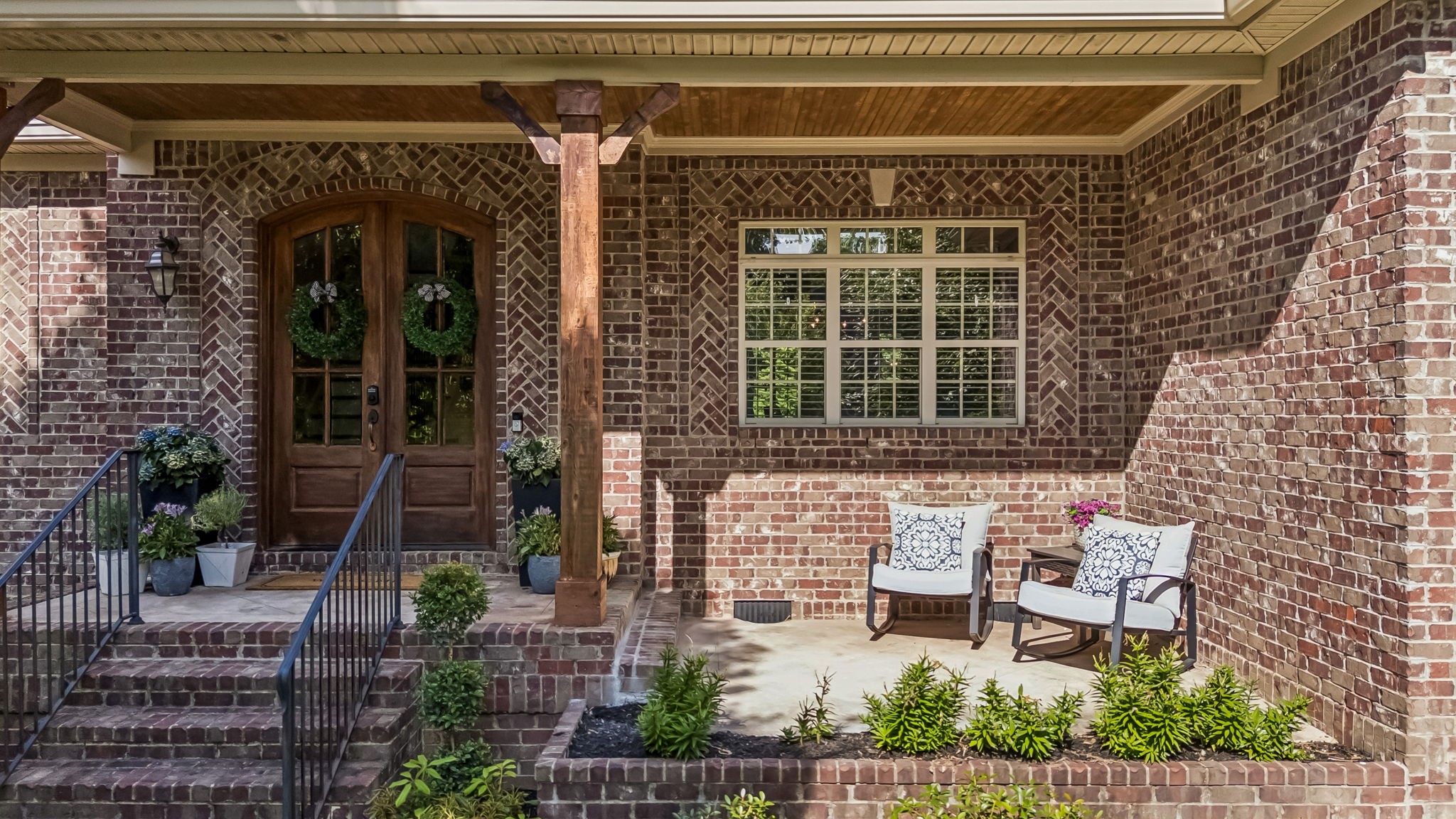 1039 Alice Springs Cir