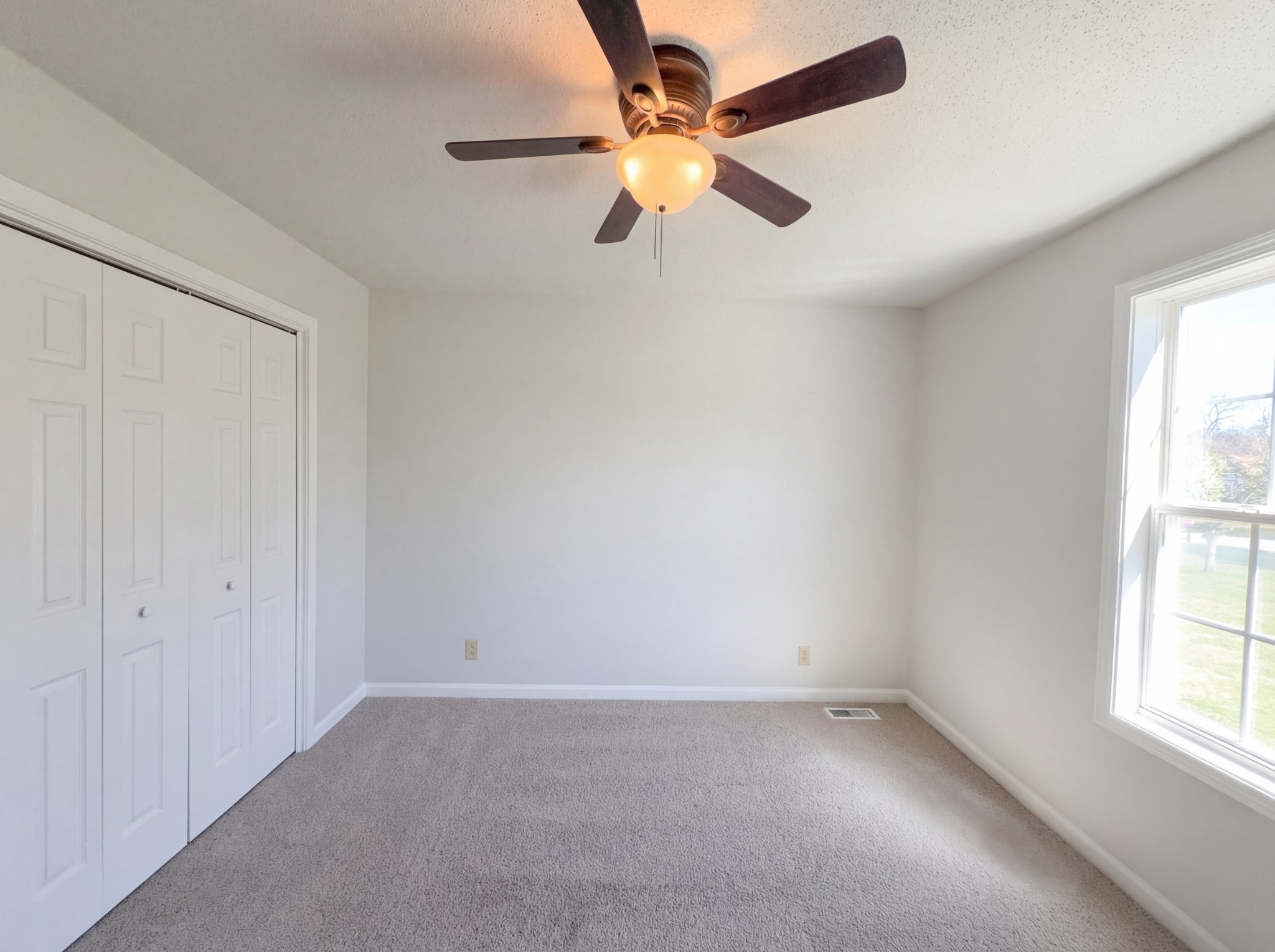 1690 Sparkleberry Dr