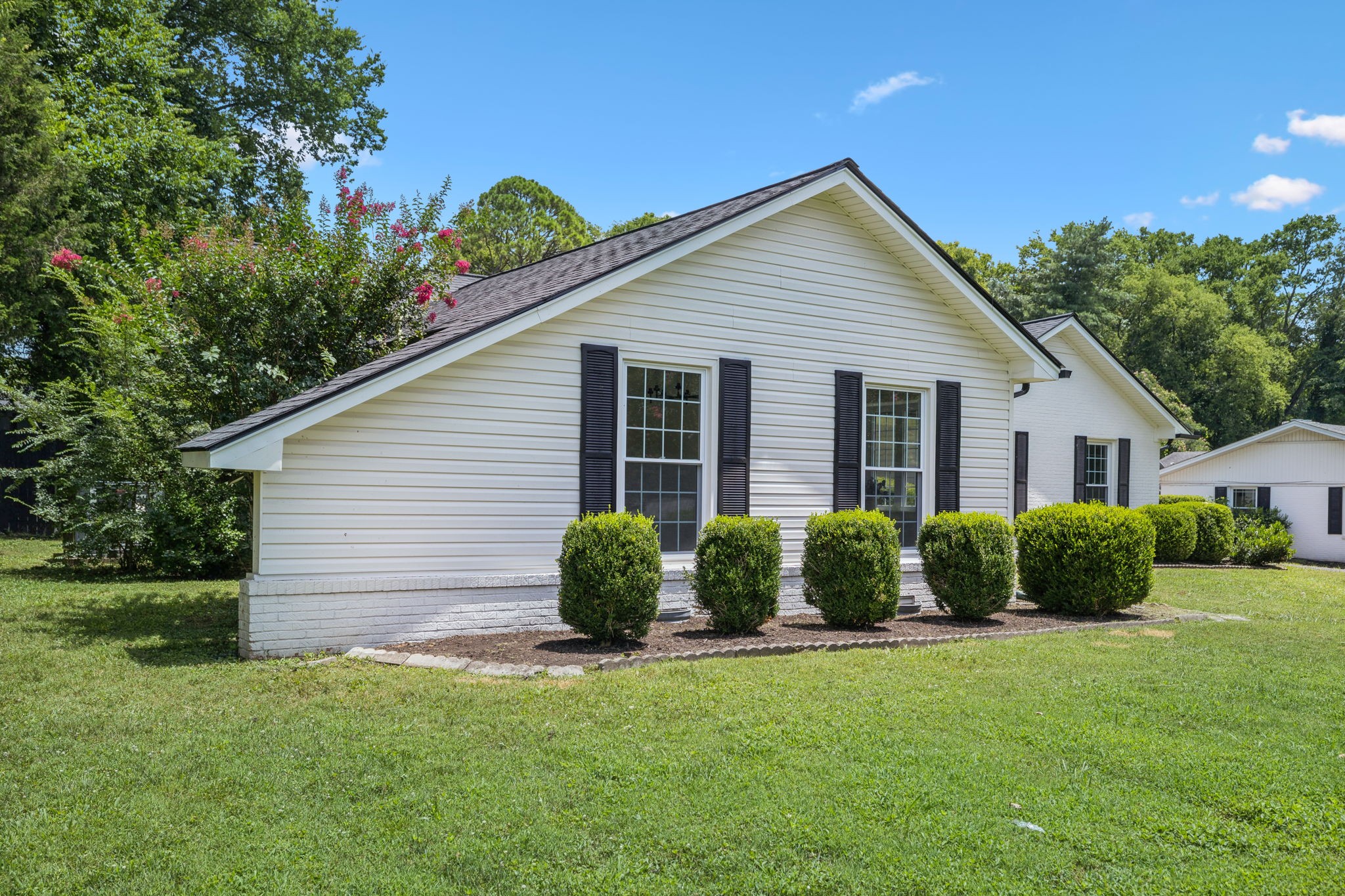 1103 Virginia Ave