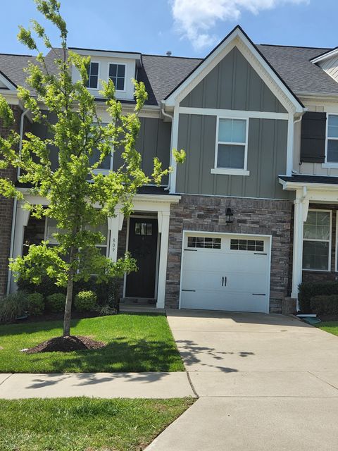809 Kennear Ln Mount Juliet TN 37122