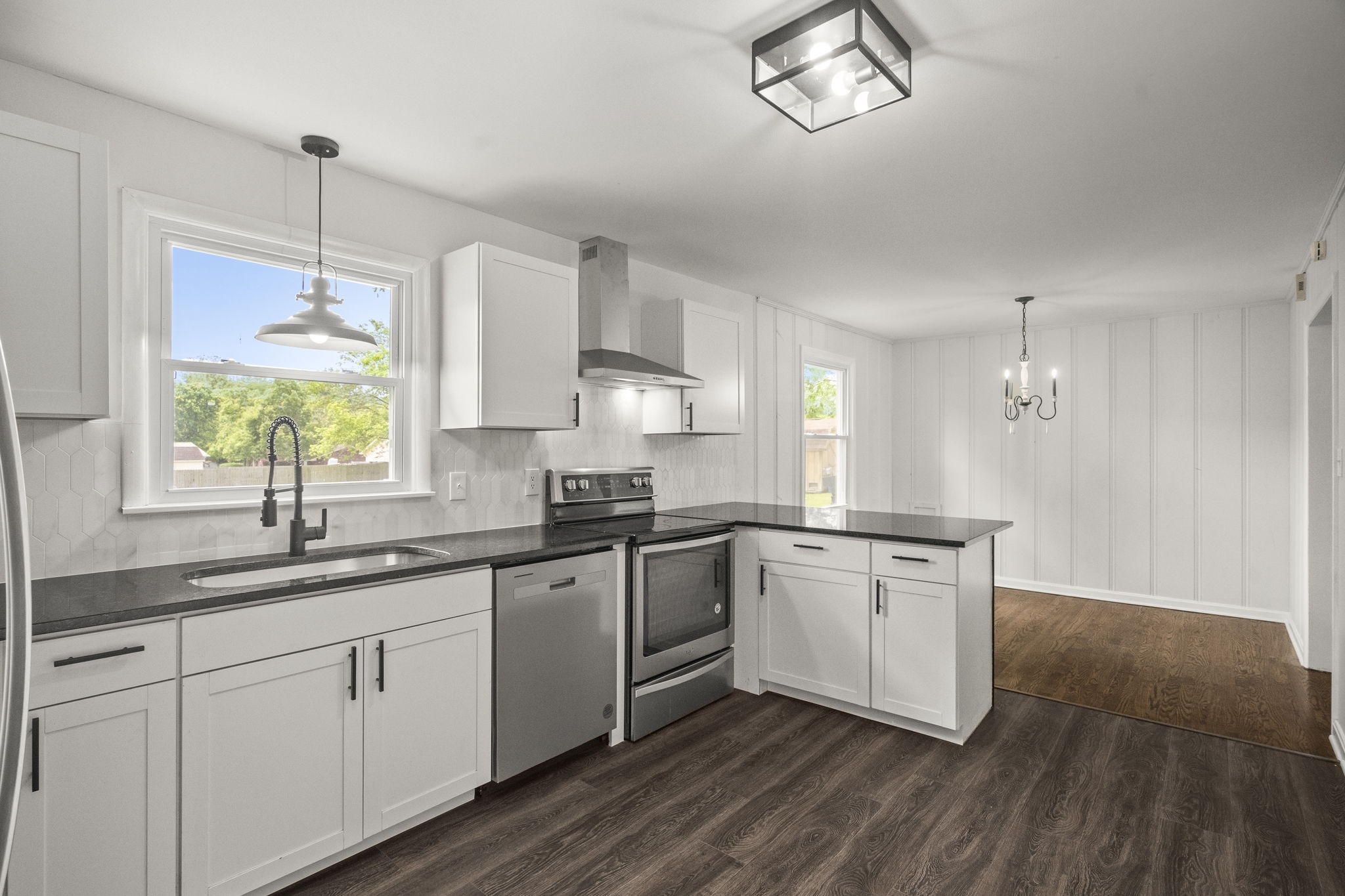208 Lucien Dr
