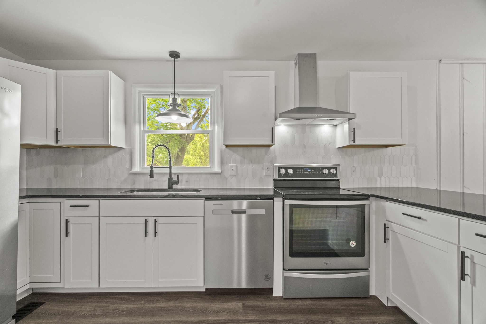 208 Lucien Dr