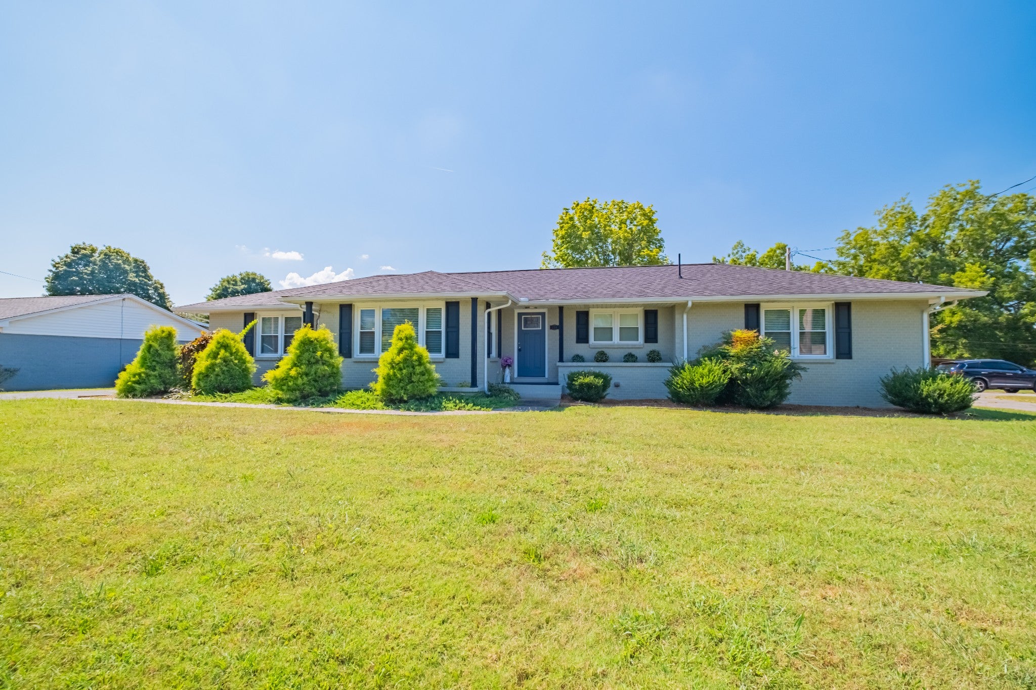 226 Roosevelt Rd