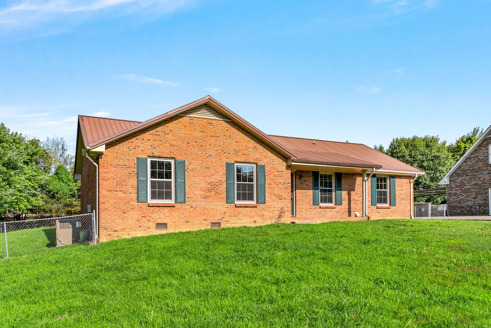 Clarksville, Tennessee 37042, United States, 3 Bedrooms Bedrooms, ,2 BathroomsBathrooms,Residential,Active,162485