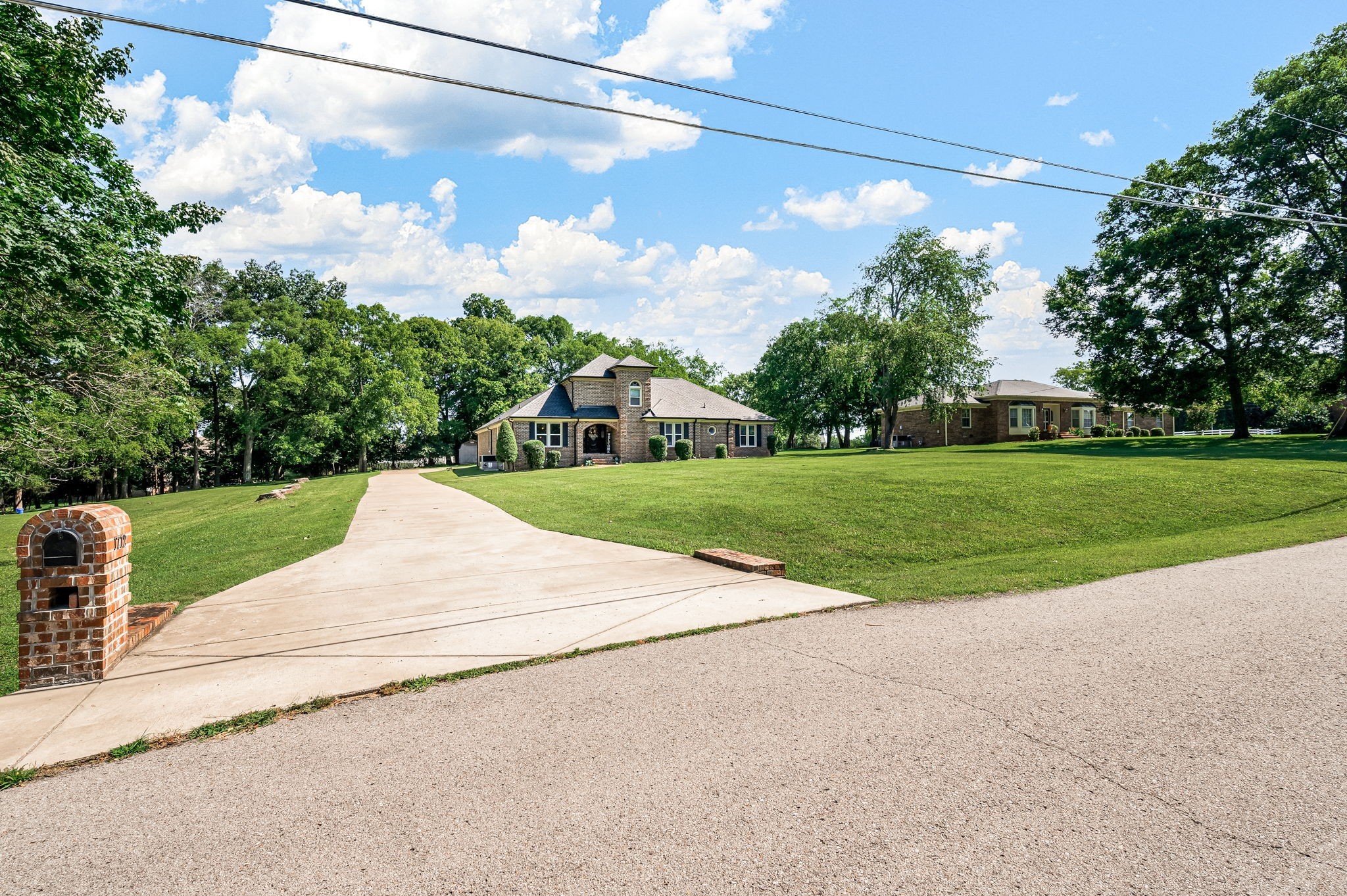 1712 Lake Grassland W