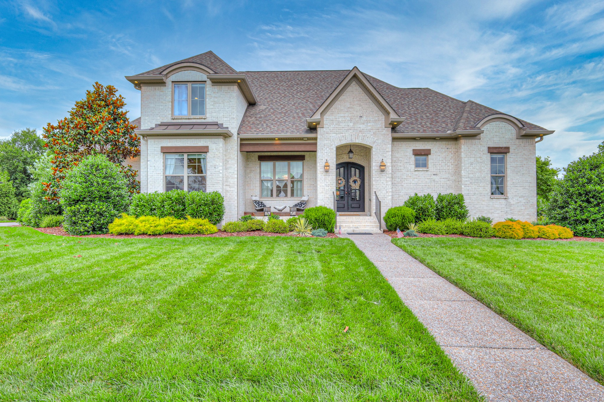 1261 Potter Ln