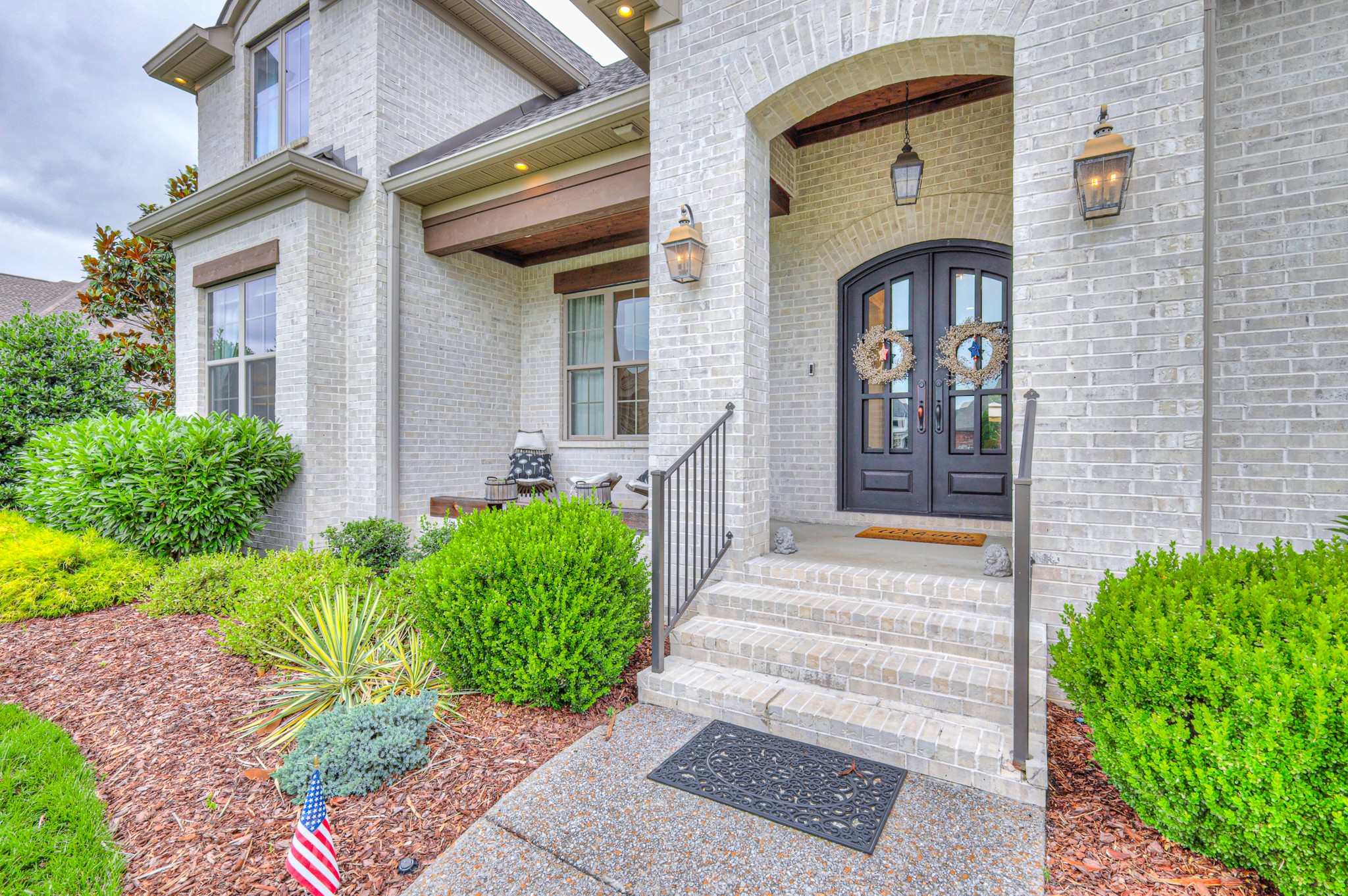 1261 Potter Ln