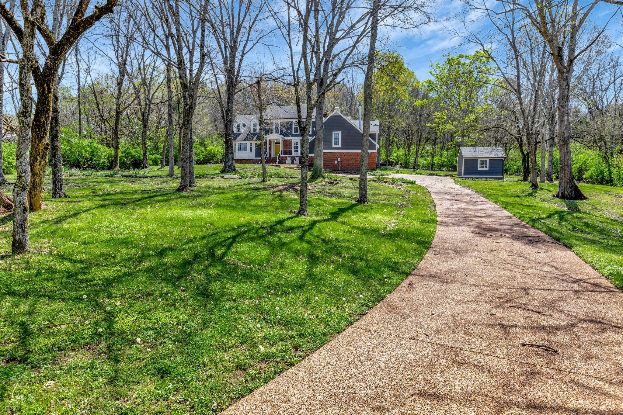 1007 Perkins Ln