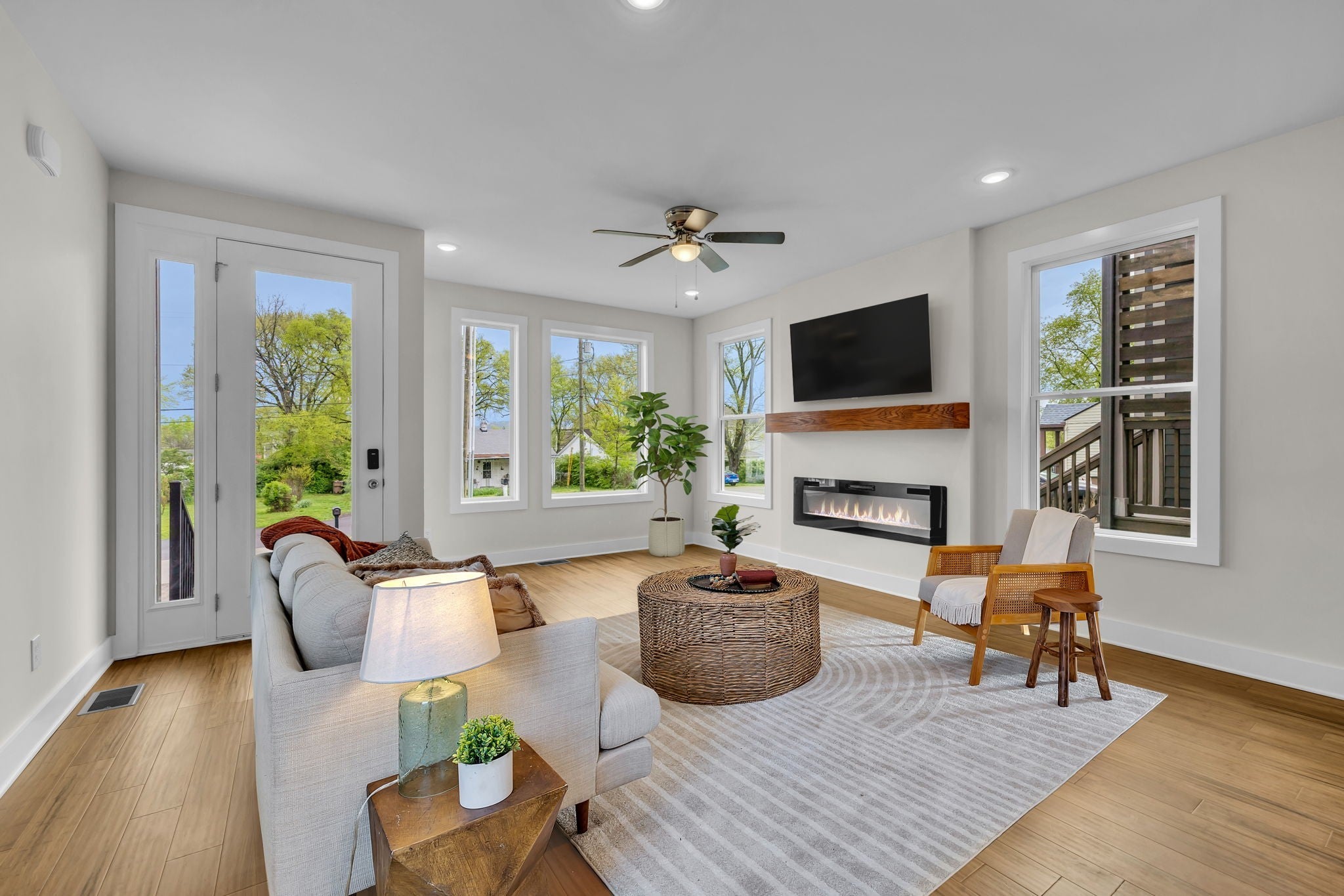 4-bed listing at 300 Prince Ave, Nashville