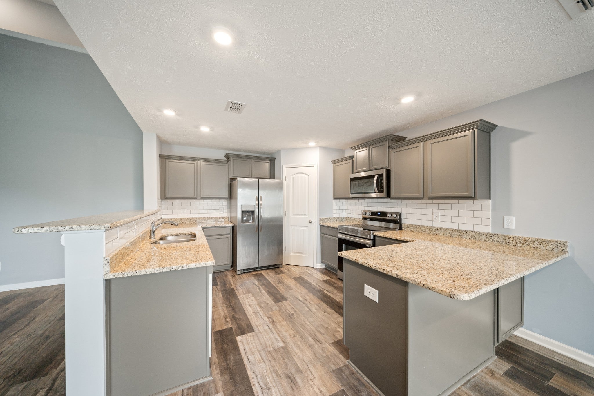 1729 Calypso Dr