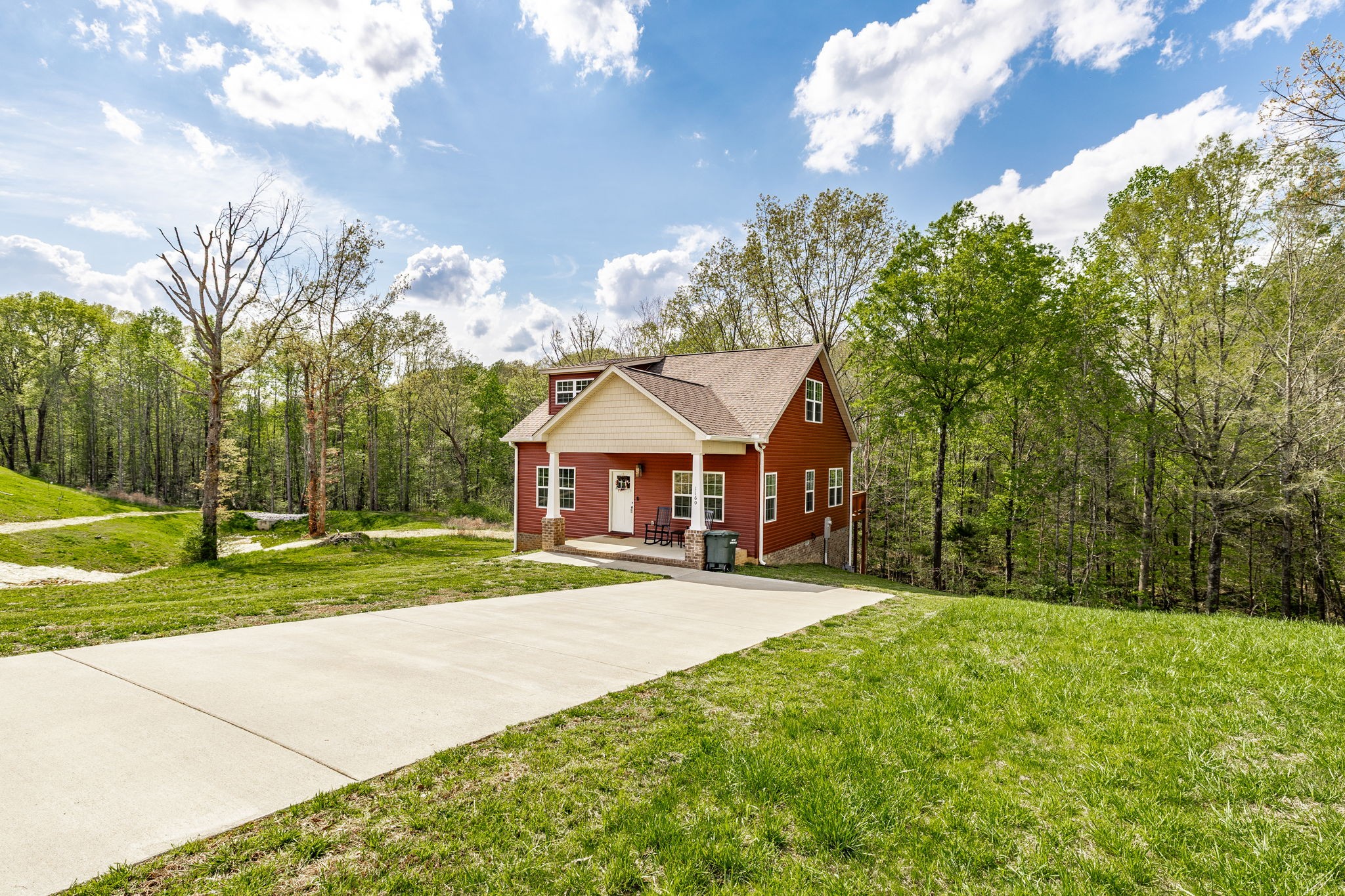 1160 Jonathan Ln