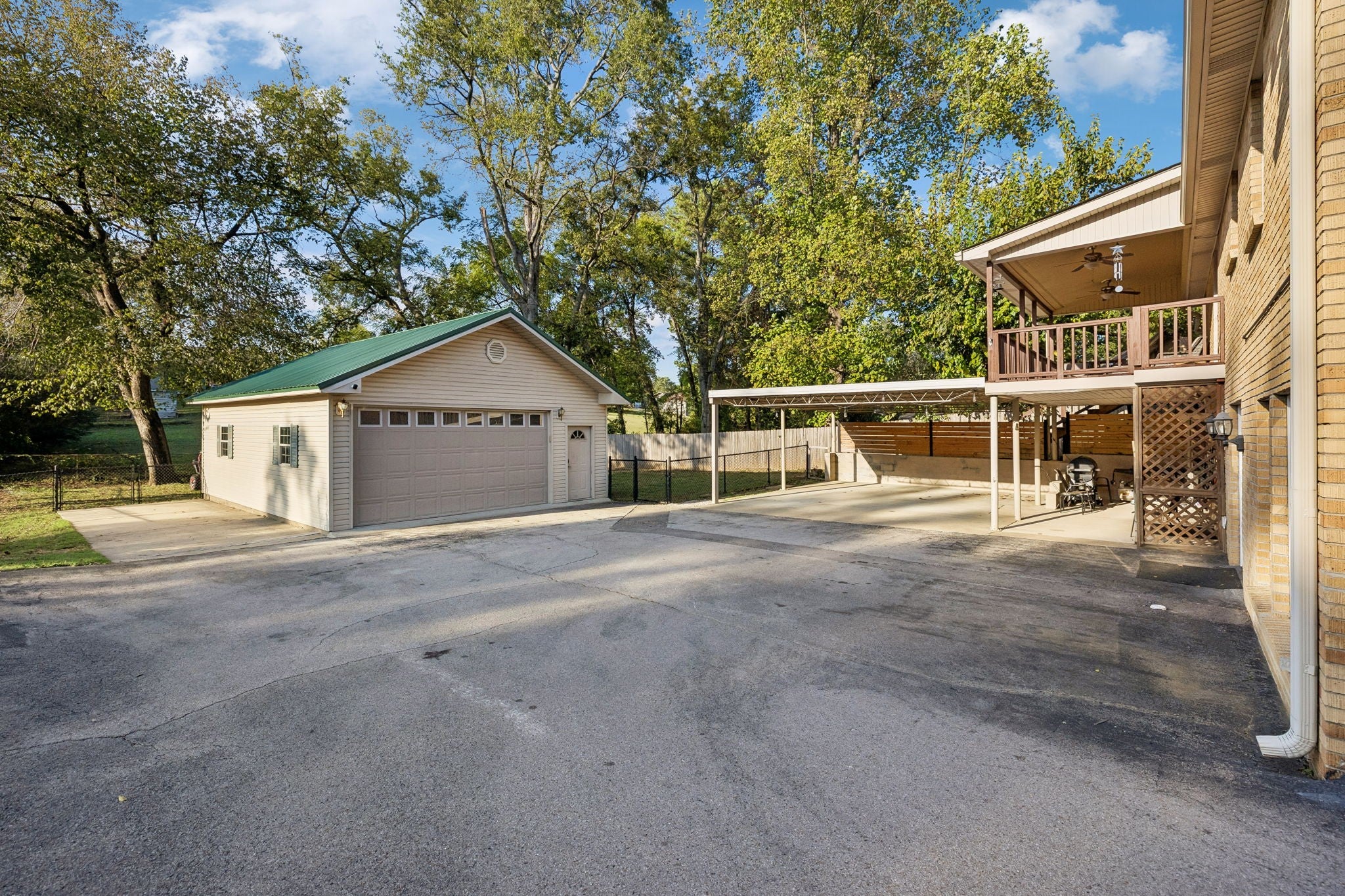 4412 Baton Rouge Dr