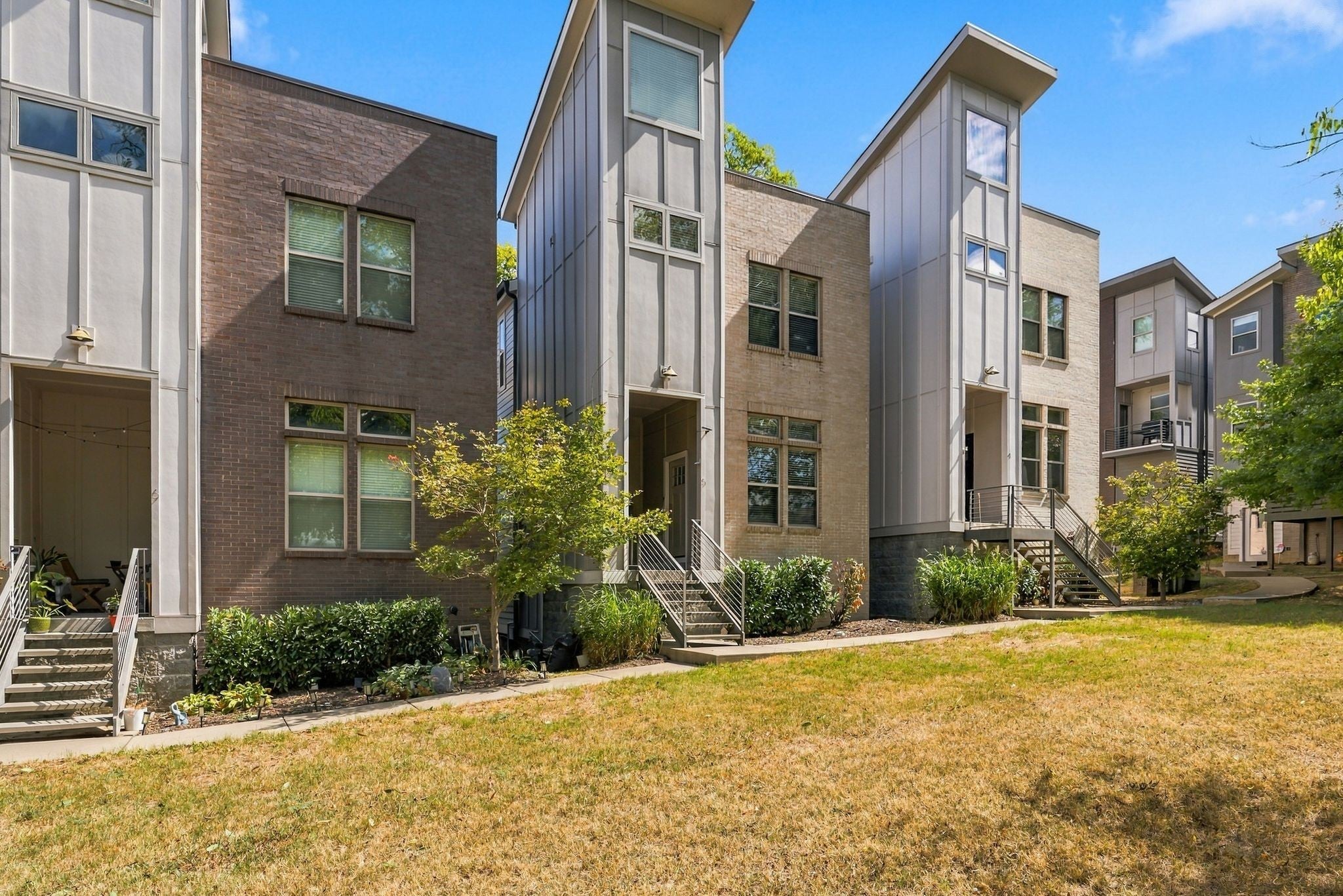 3-bed condo for rent in Nashville, TN 37203, 502 Southgate Ave 5 502 Southgate Ave 5, Nashville TN 37203 3-bed condo, photo 2 of 34