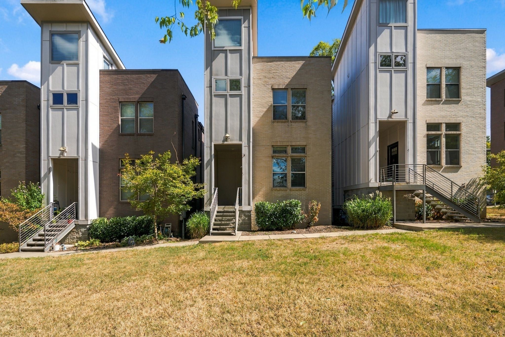 3.0-bed rental at 502 Southgate Ave 5