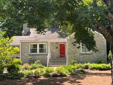 Photo of 4003 Auburn Ln, Nashville, TN 37215 (MLS # 3214457)