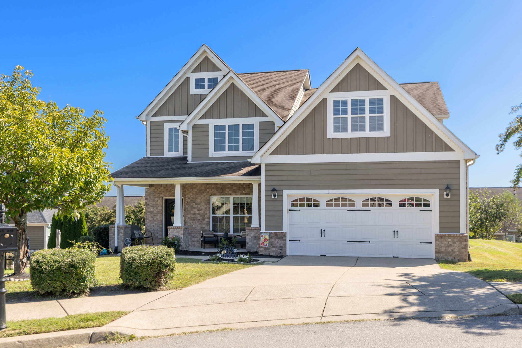 2404 Seven Oaks Park