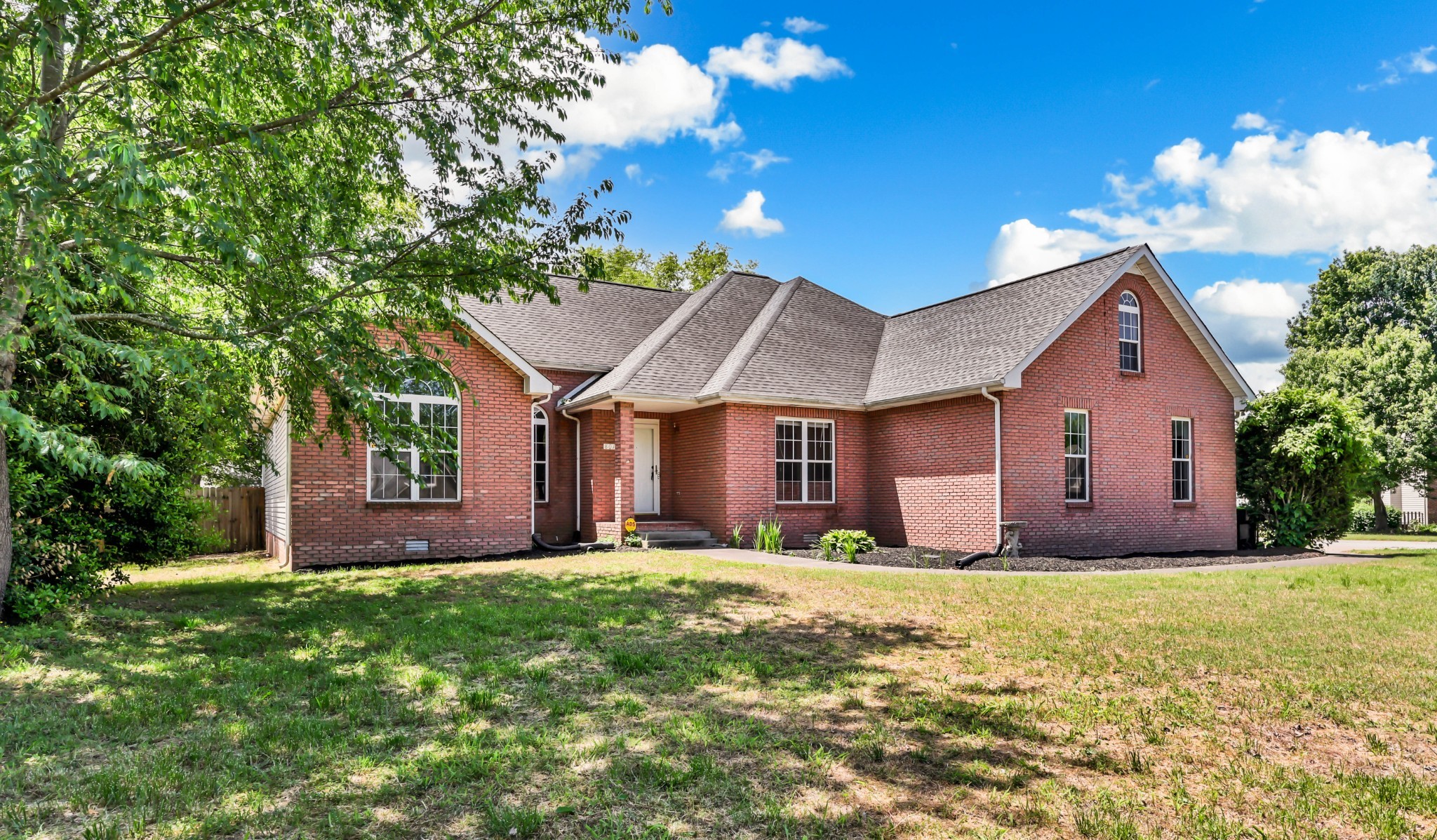 801 Isaac Ct