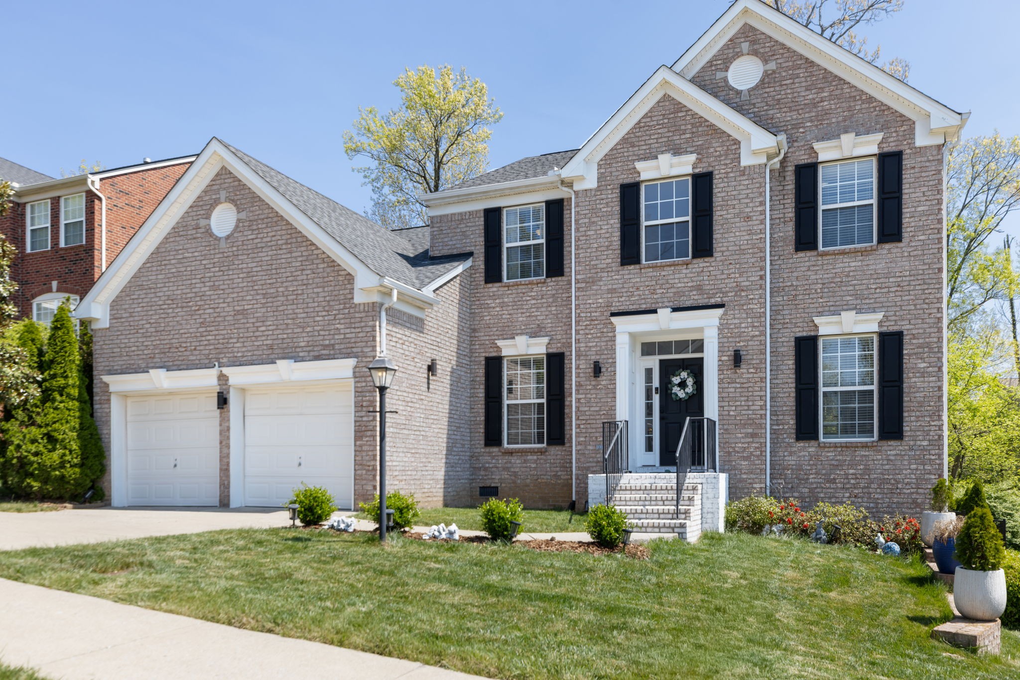 3076 Brookview Forest Dr