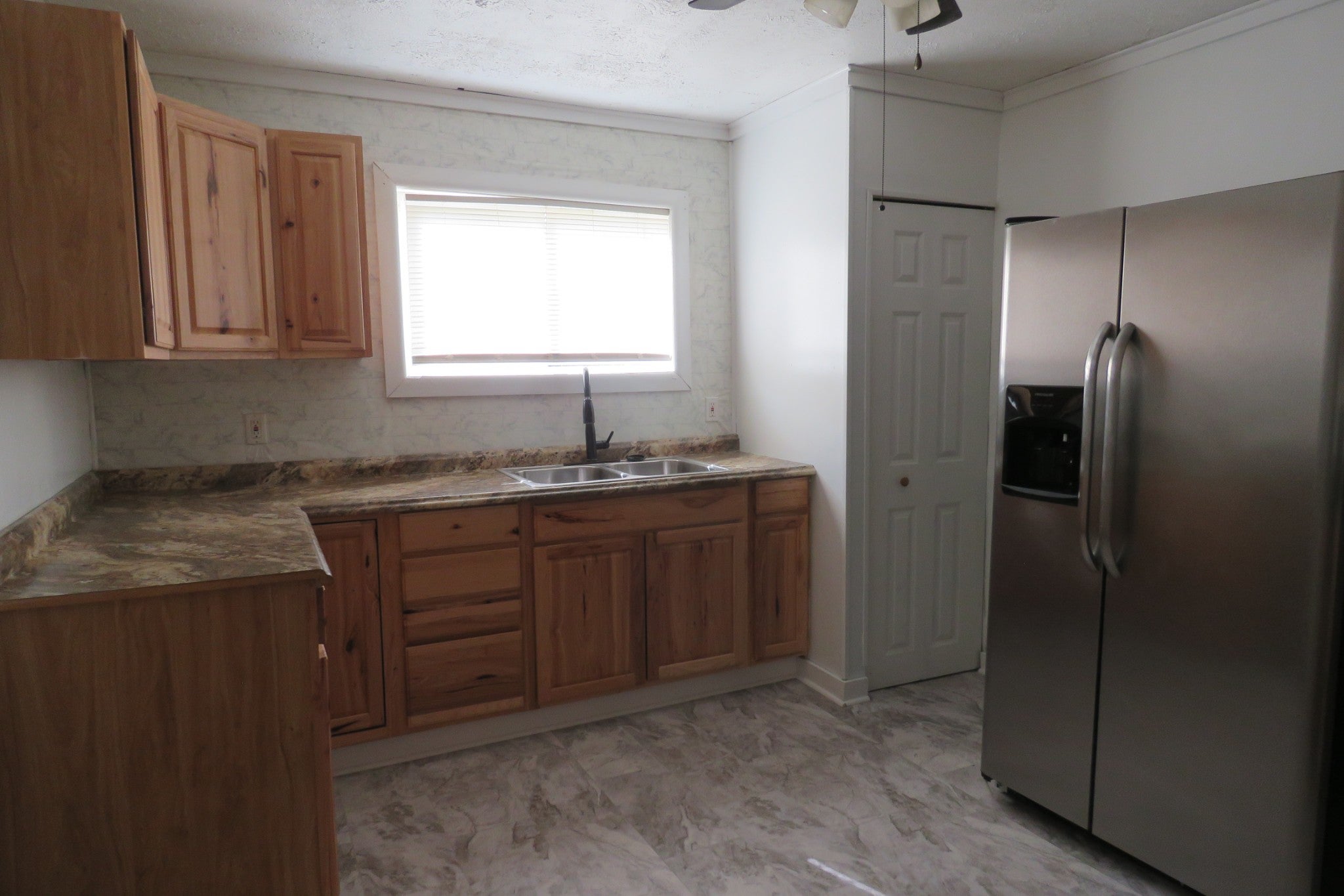 14 Oak St