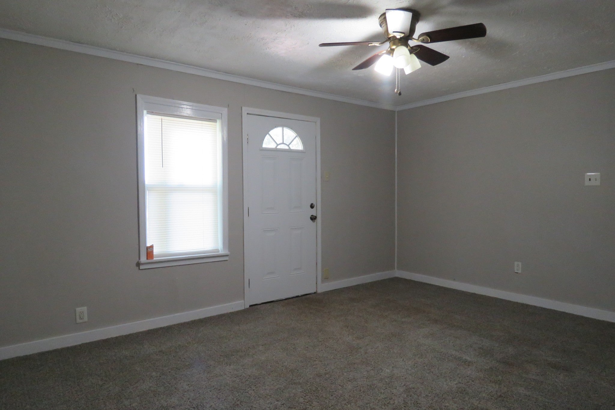 14 Oak St