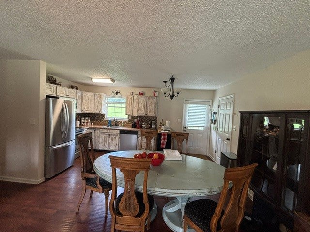 12429 Dolly Pond Rd