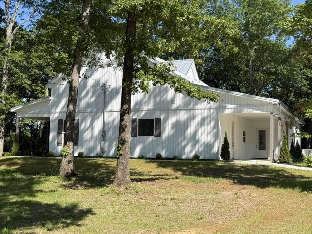 579 Lower Halls Mill Rd