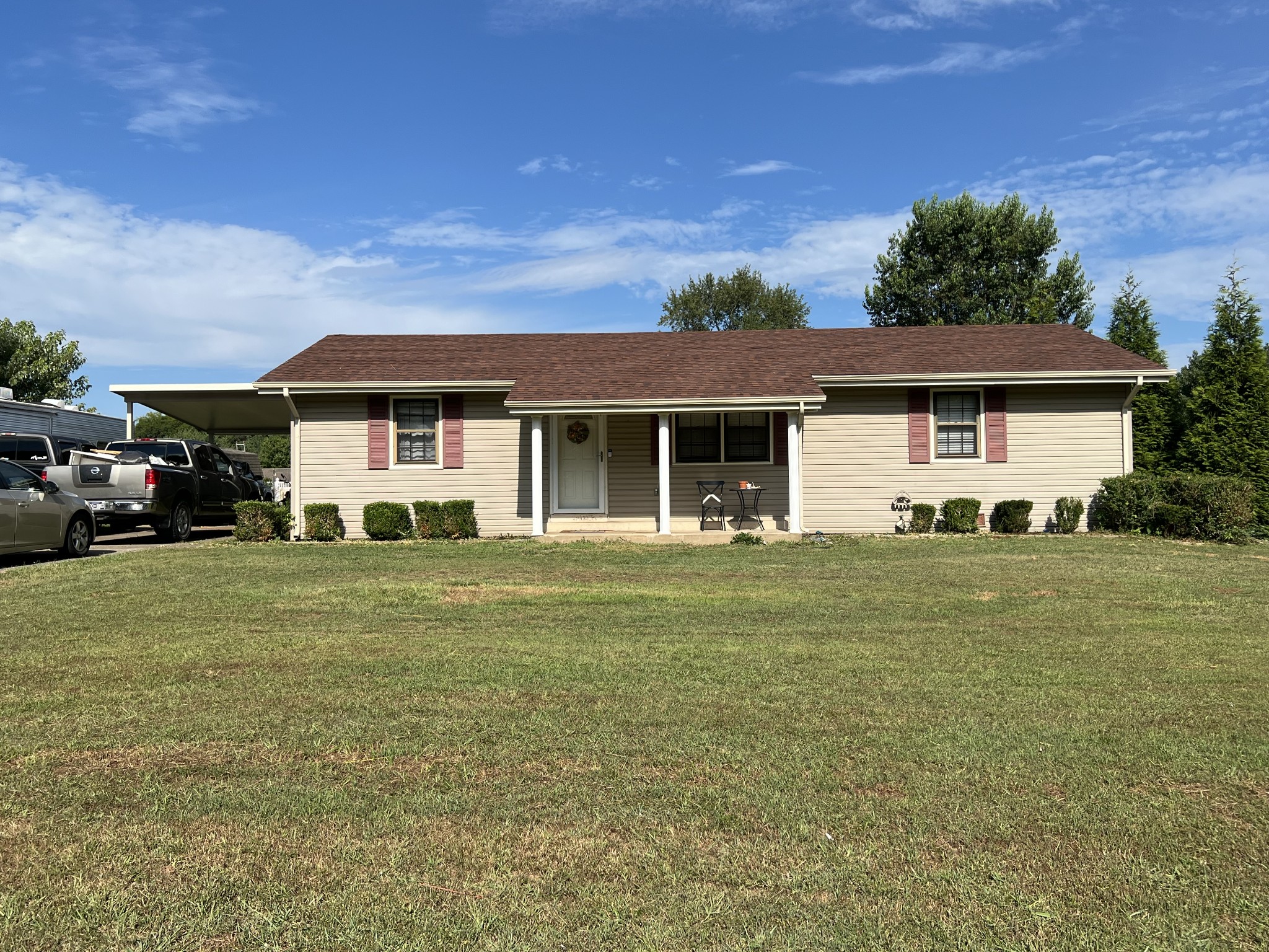 View Lawrenceburg, TN 38464 house
