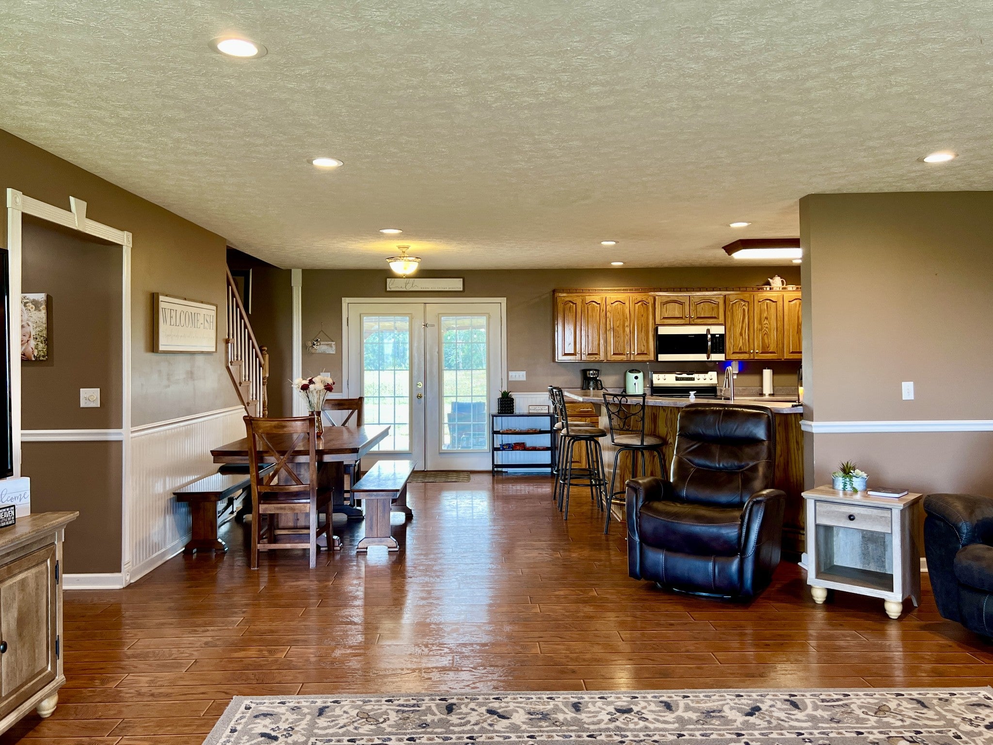 1513 Charlie Butts Rd