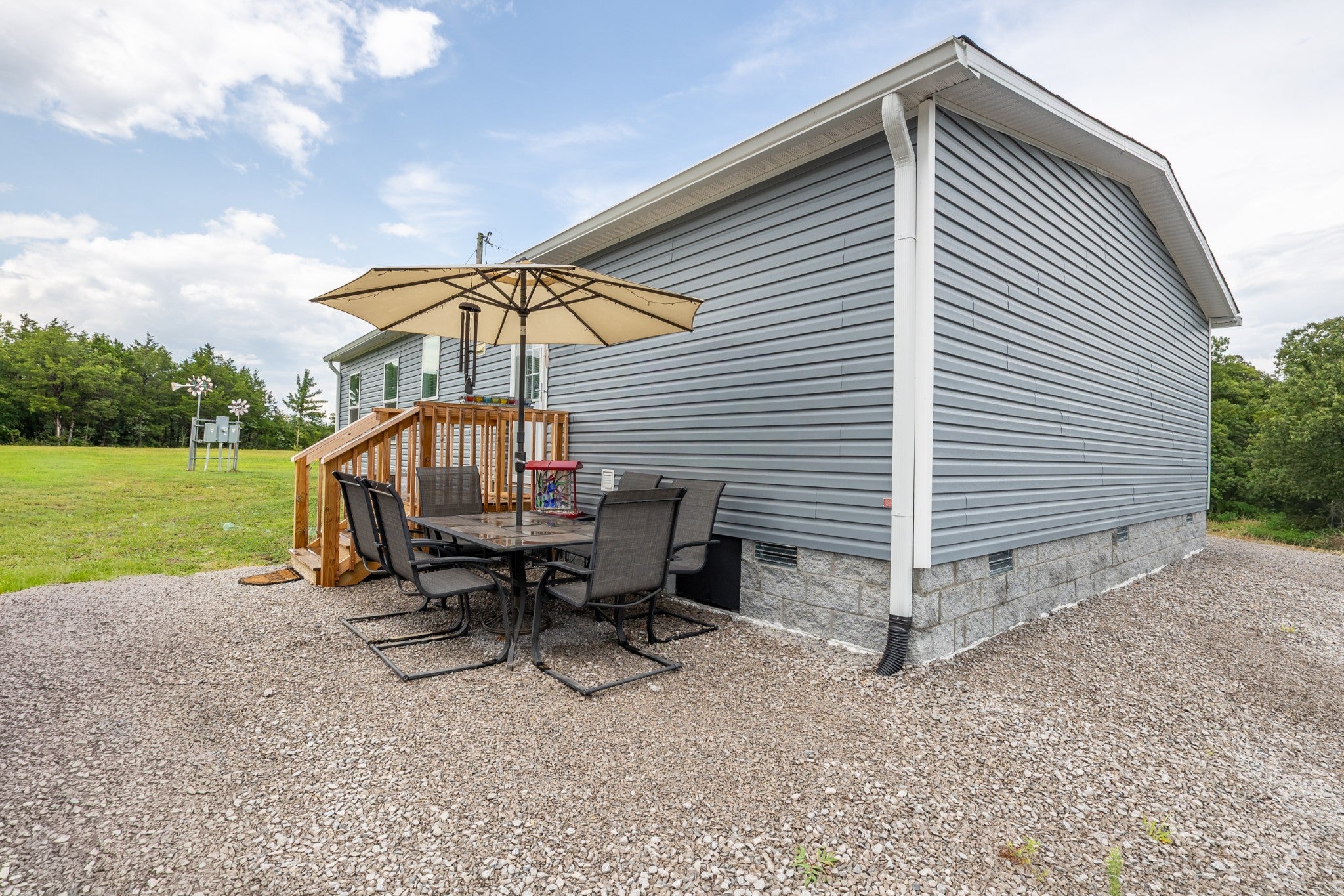 3592 Mahaley Rd