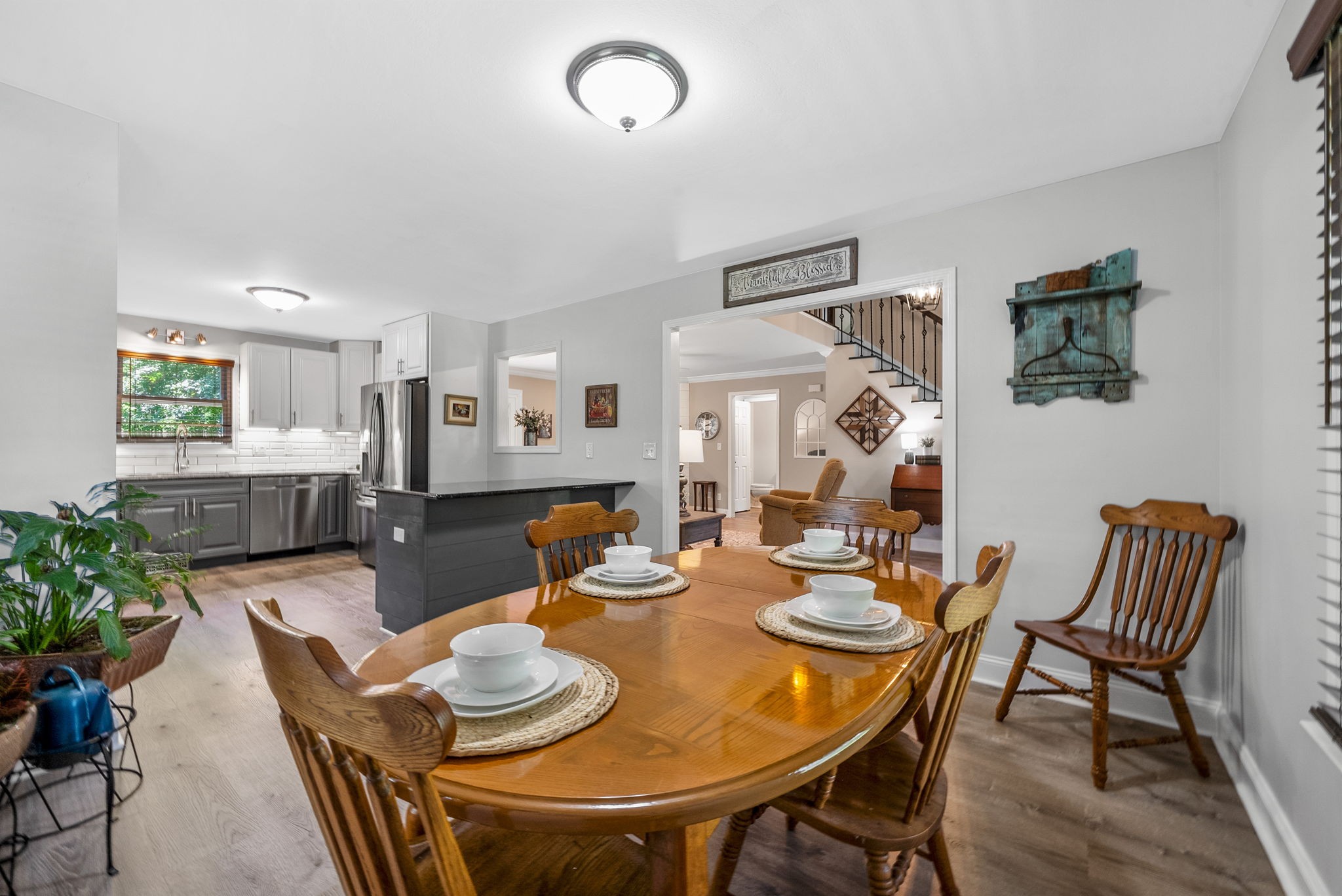 Clarksville, Tennessee 37042, United States, 3 Bedrooms Bedrooms, ,3 BathroomsBathrooms,Residential,Pending,183166