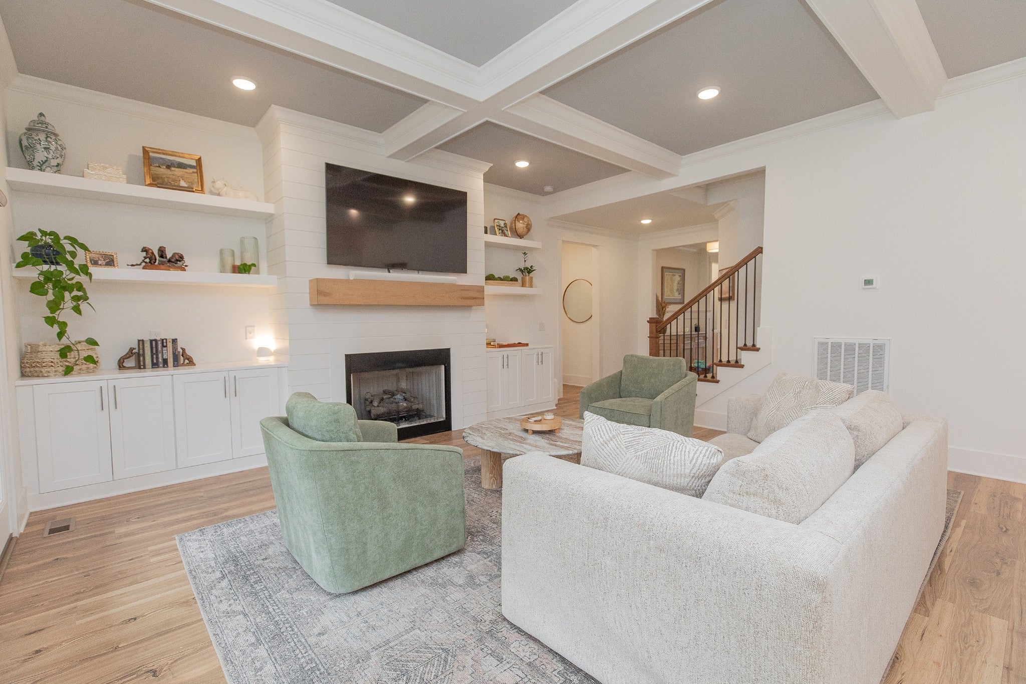 387 Arrow Ct