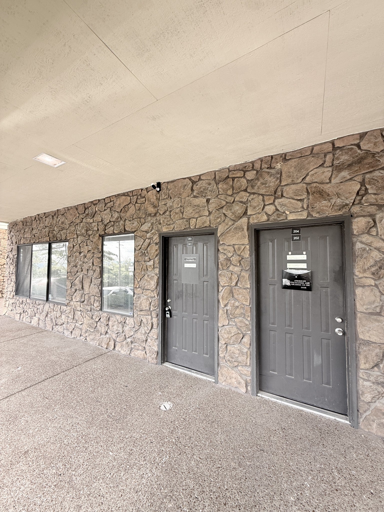 179 Belle Forest Cir