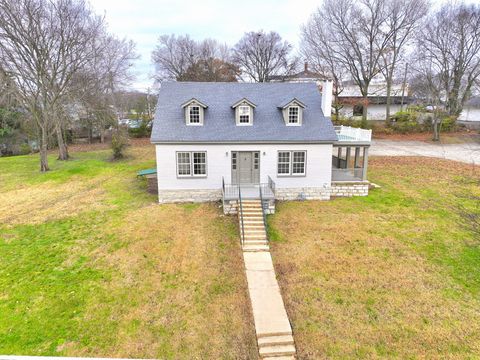 106 E Cedar St Goodlettsville TN 37072