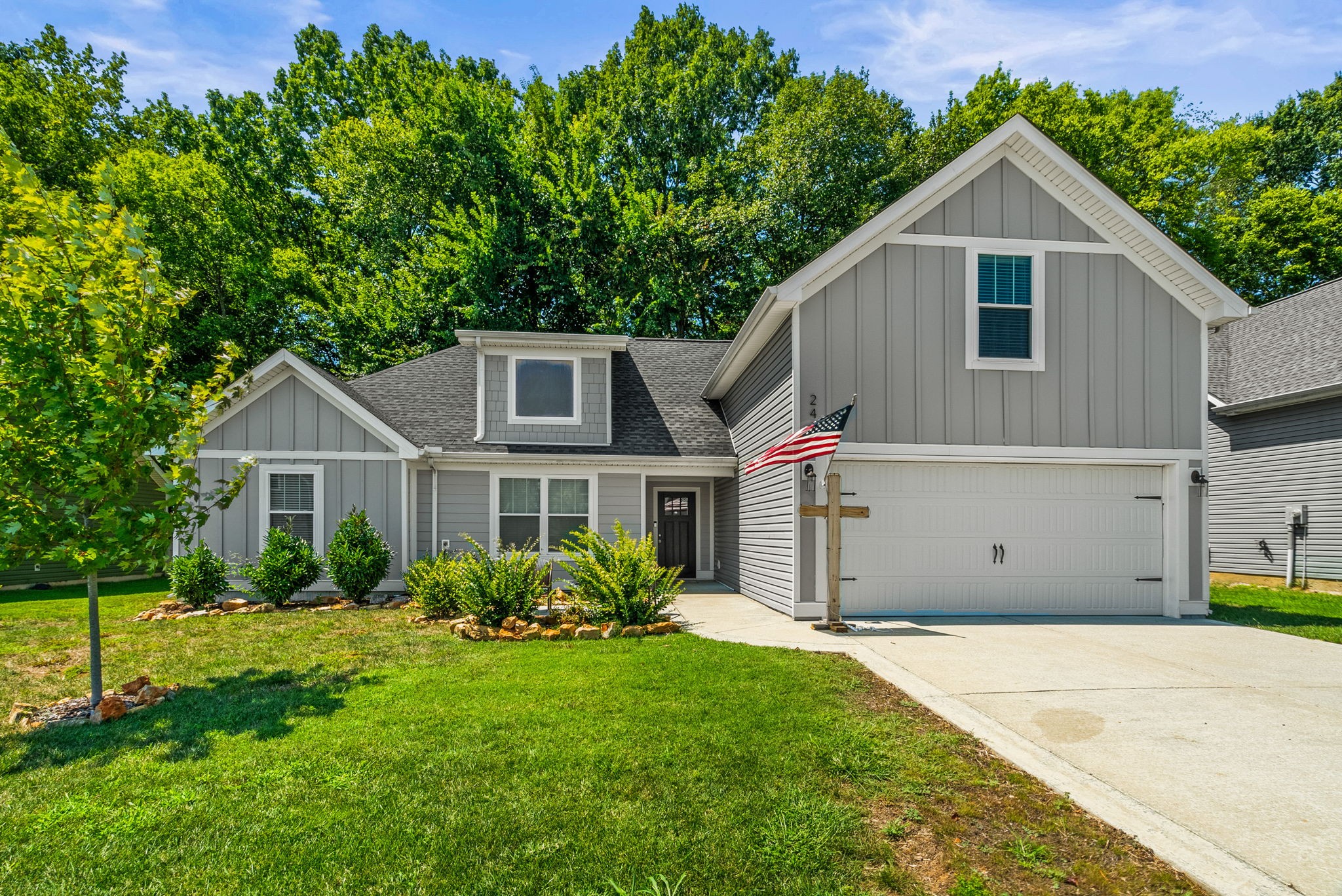 243 Fieldstone Ln