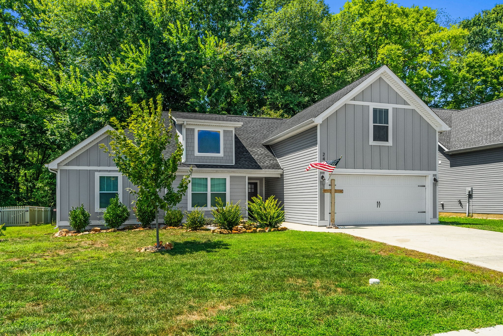 243 Fieldstone Ln