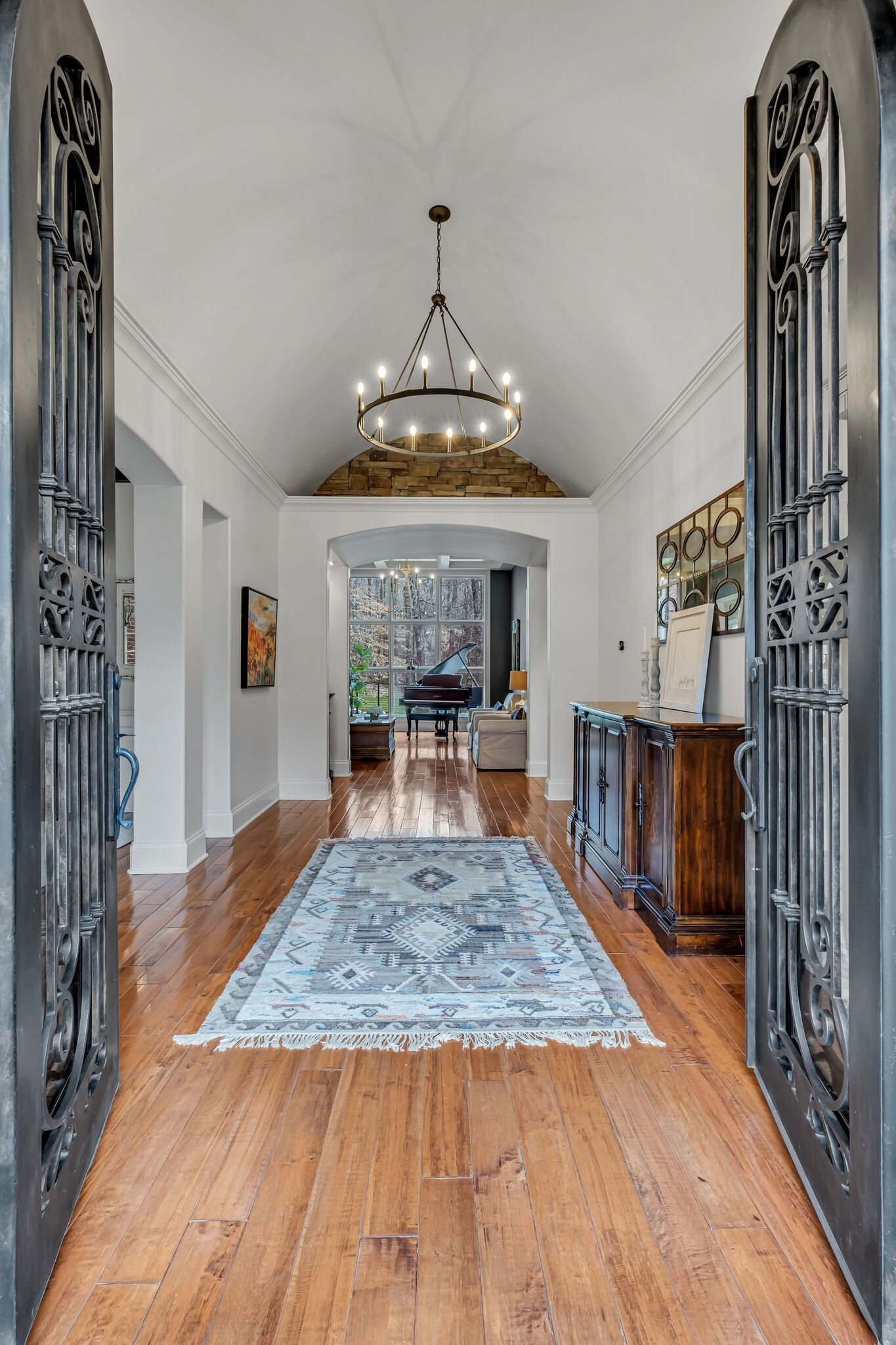 1120 Natchez Valley Ln