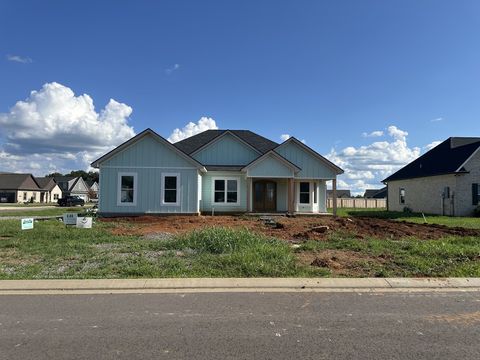 3303 Bootknife Dr Bell Buckle TN 37020