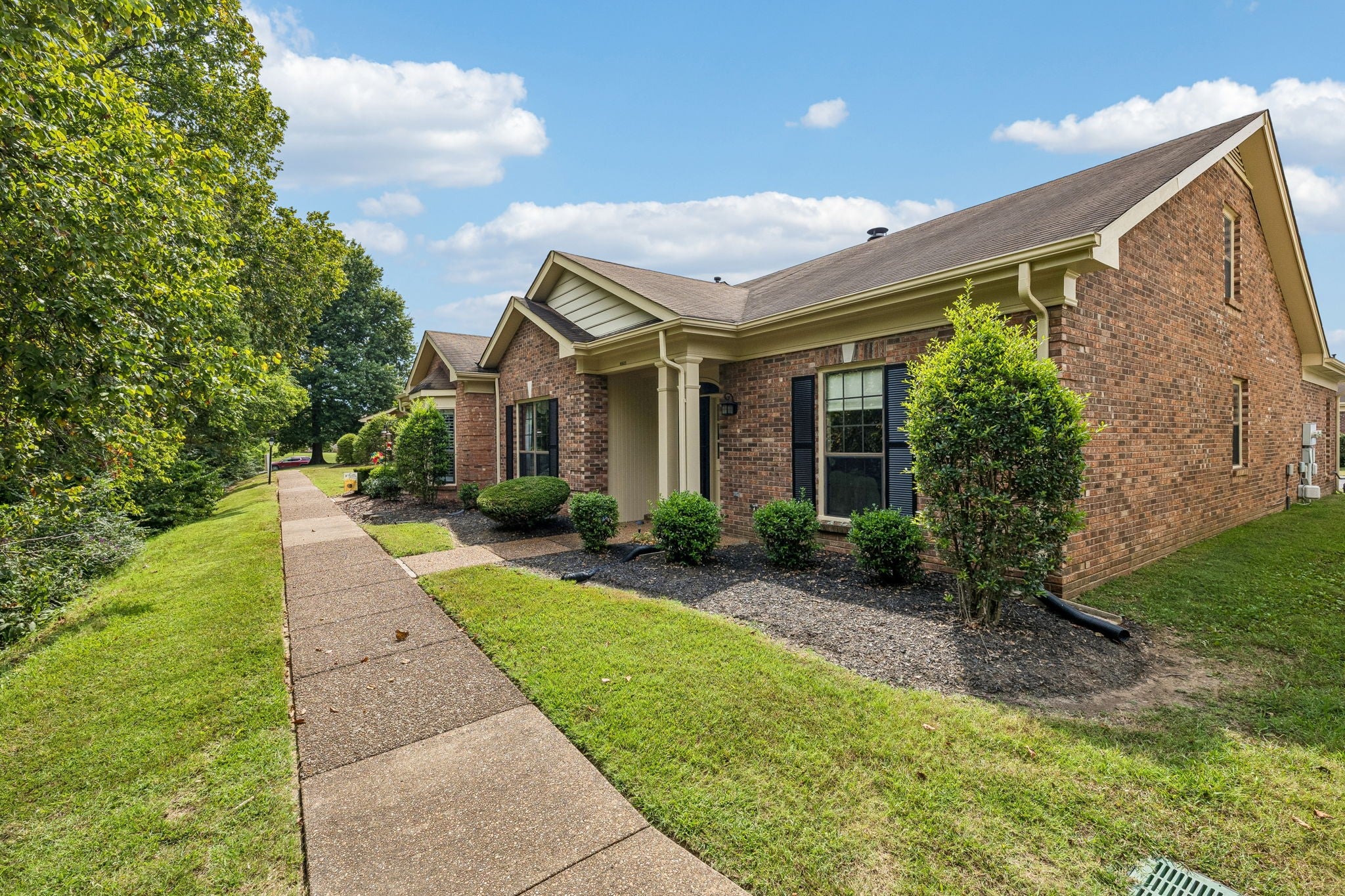 8505 Sawyer Brown Rd