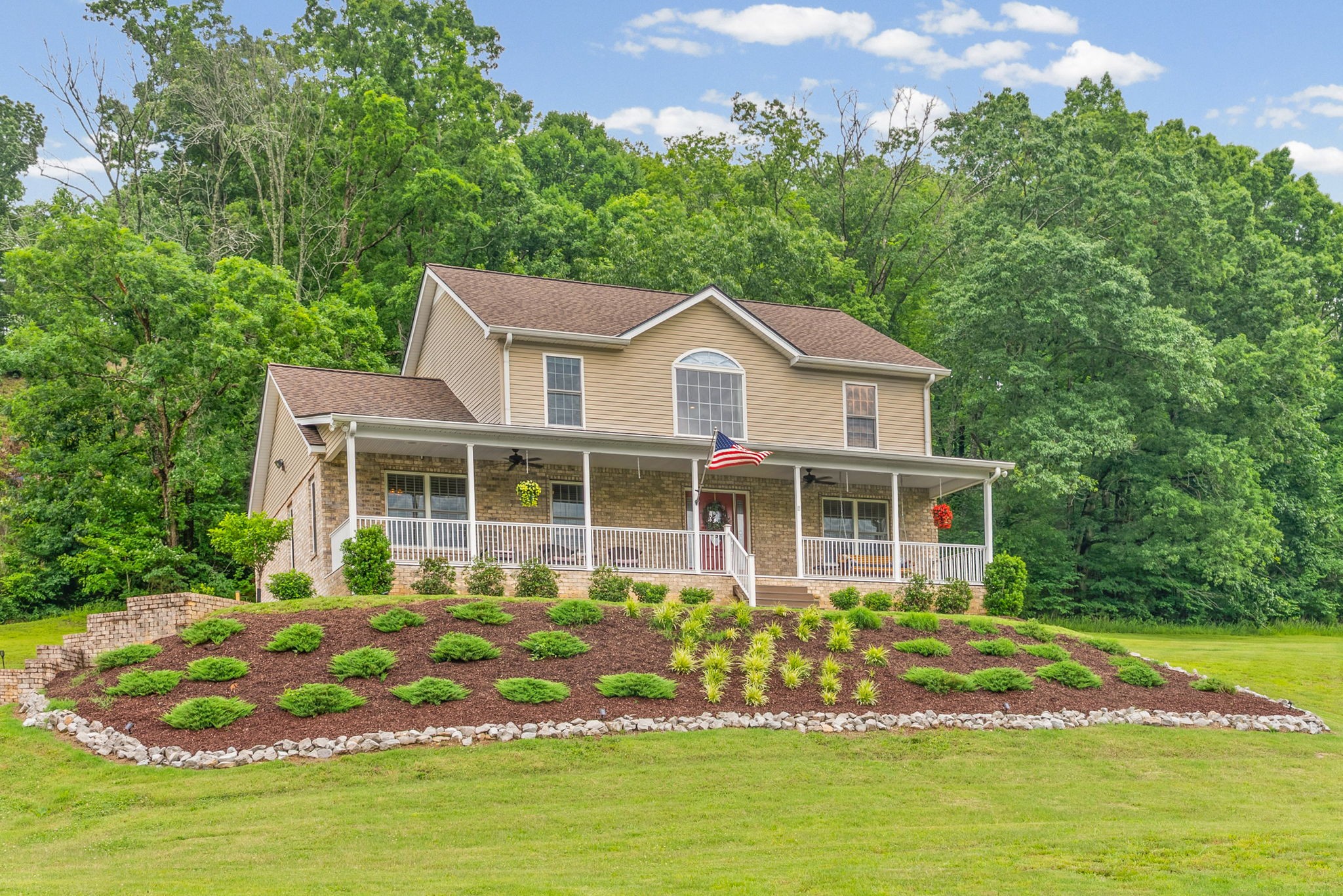 590A Lindsey Hollow Rd