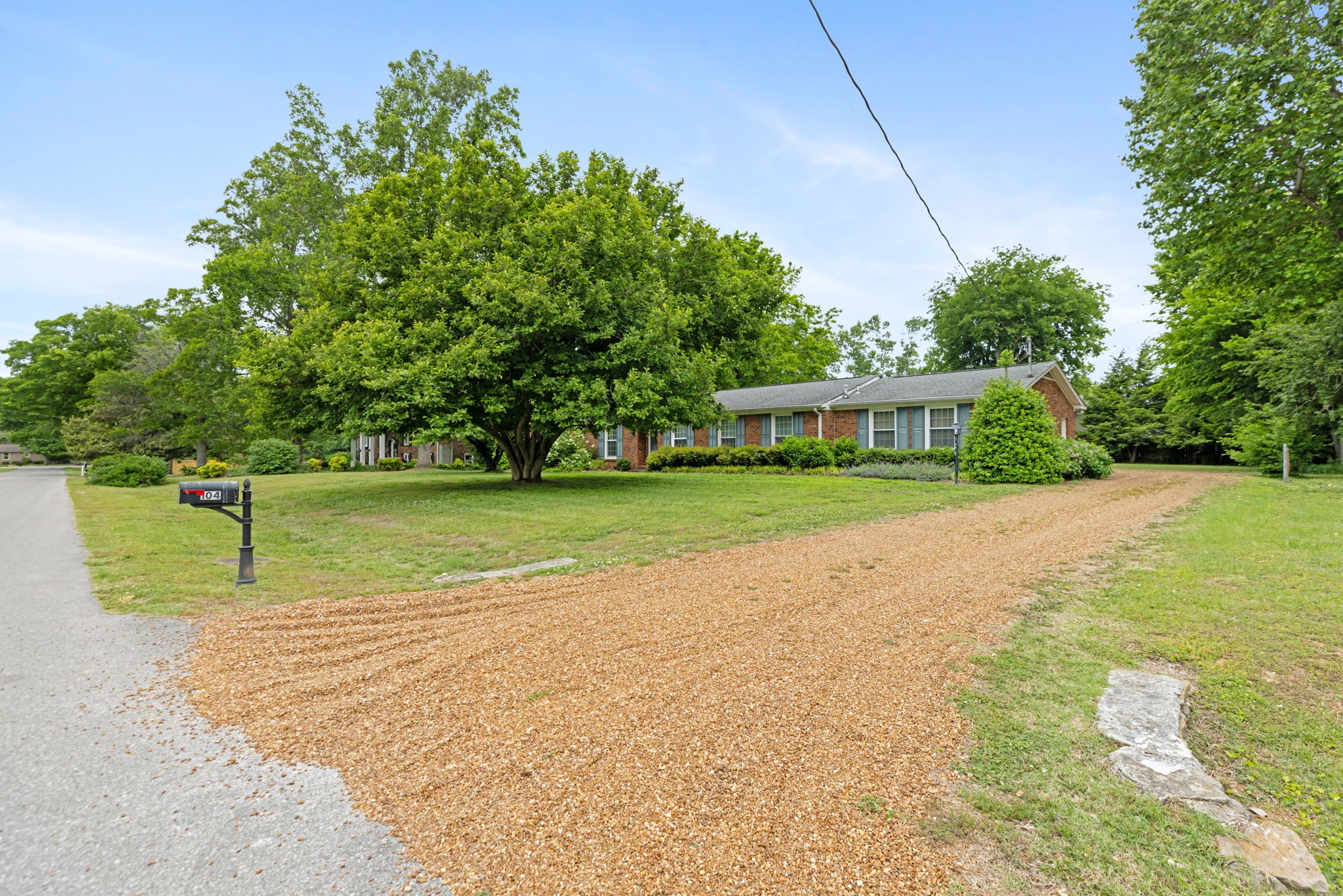 104 Fairmont Dr