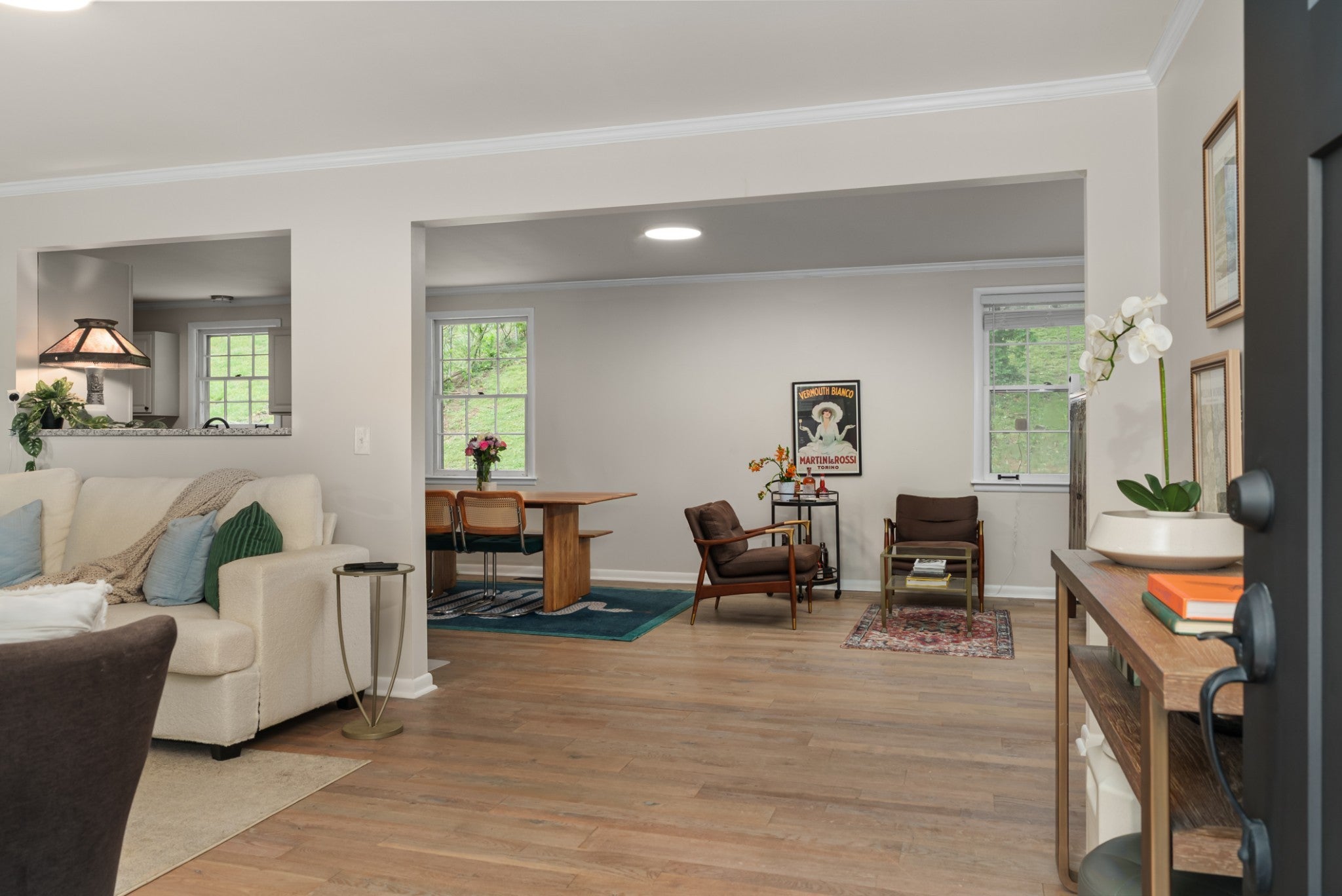 654 Huntington Pkwy