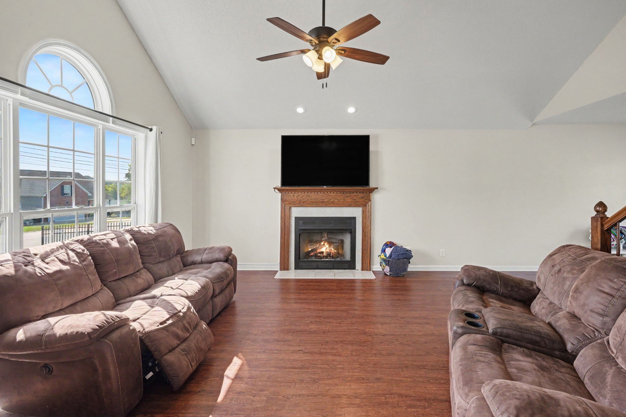 2483 Elkmont Dr